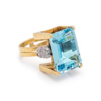 AQUAMARINE AND DIAMOND RING