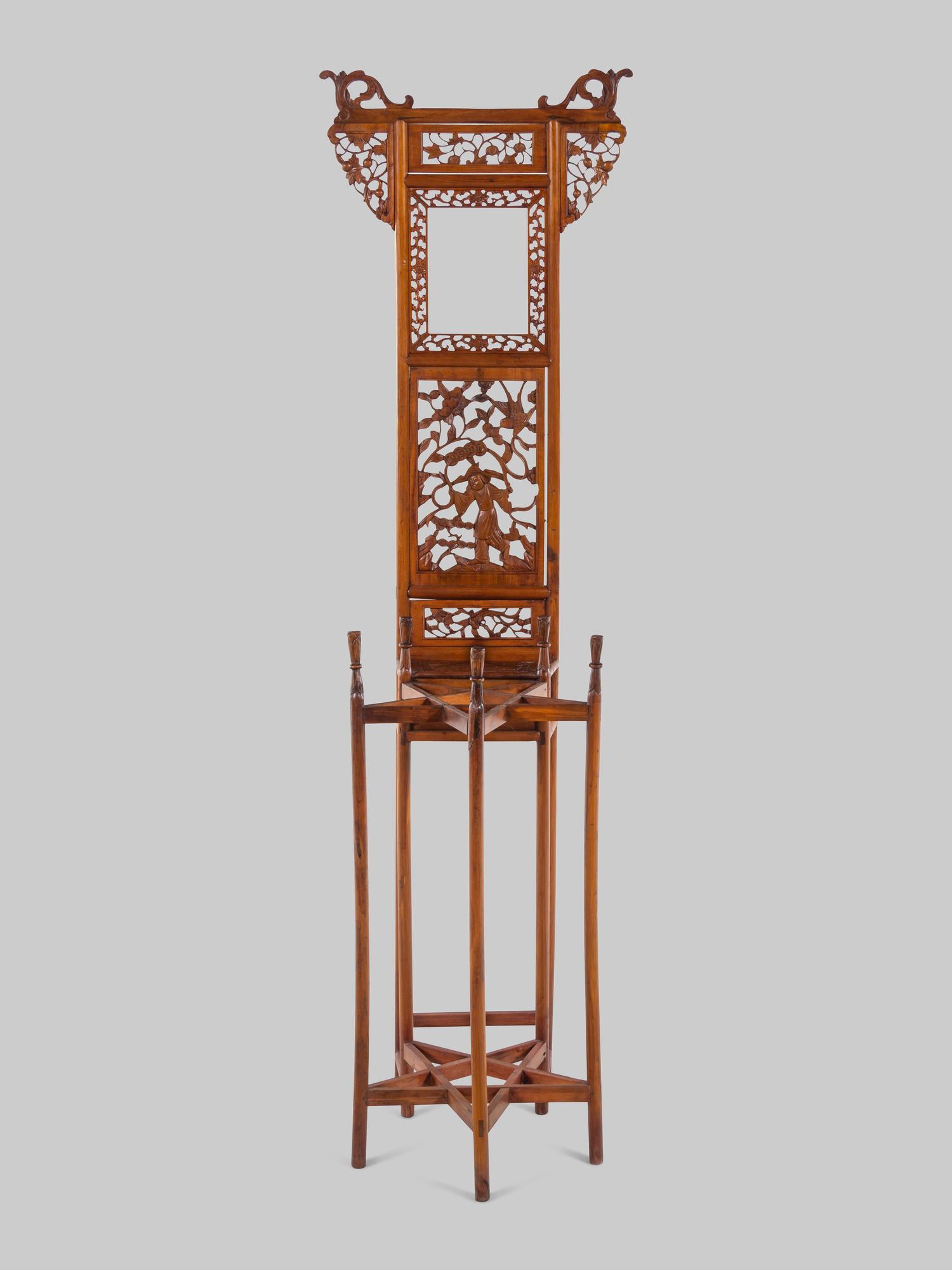 A Chinese Elmwood Basin Stand, Mianpengjia