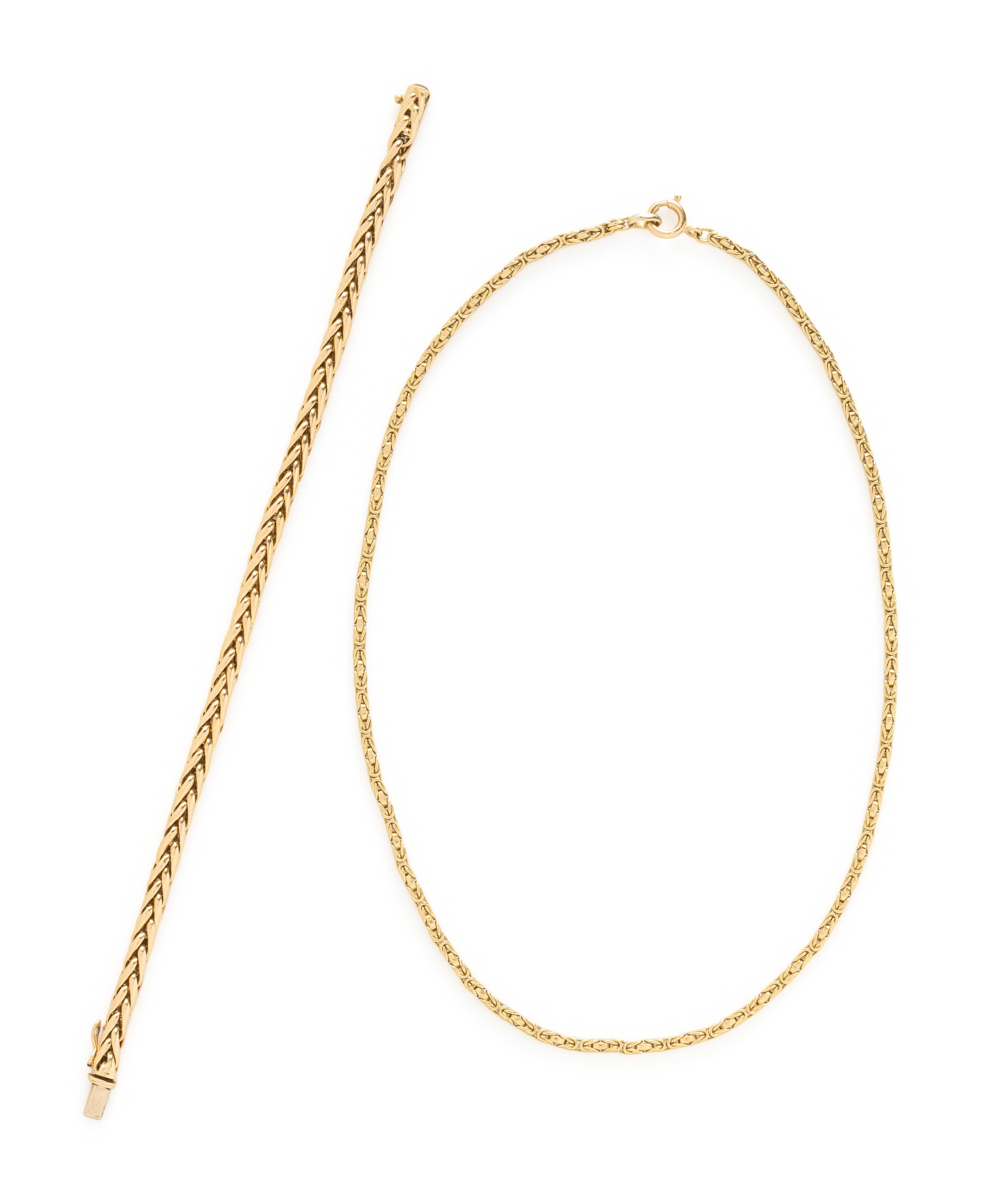 COLLECTION OF YELLOW GOLD JEWELRY