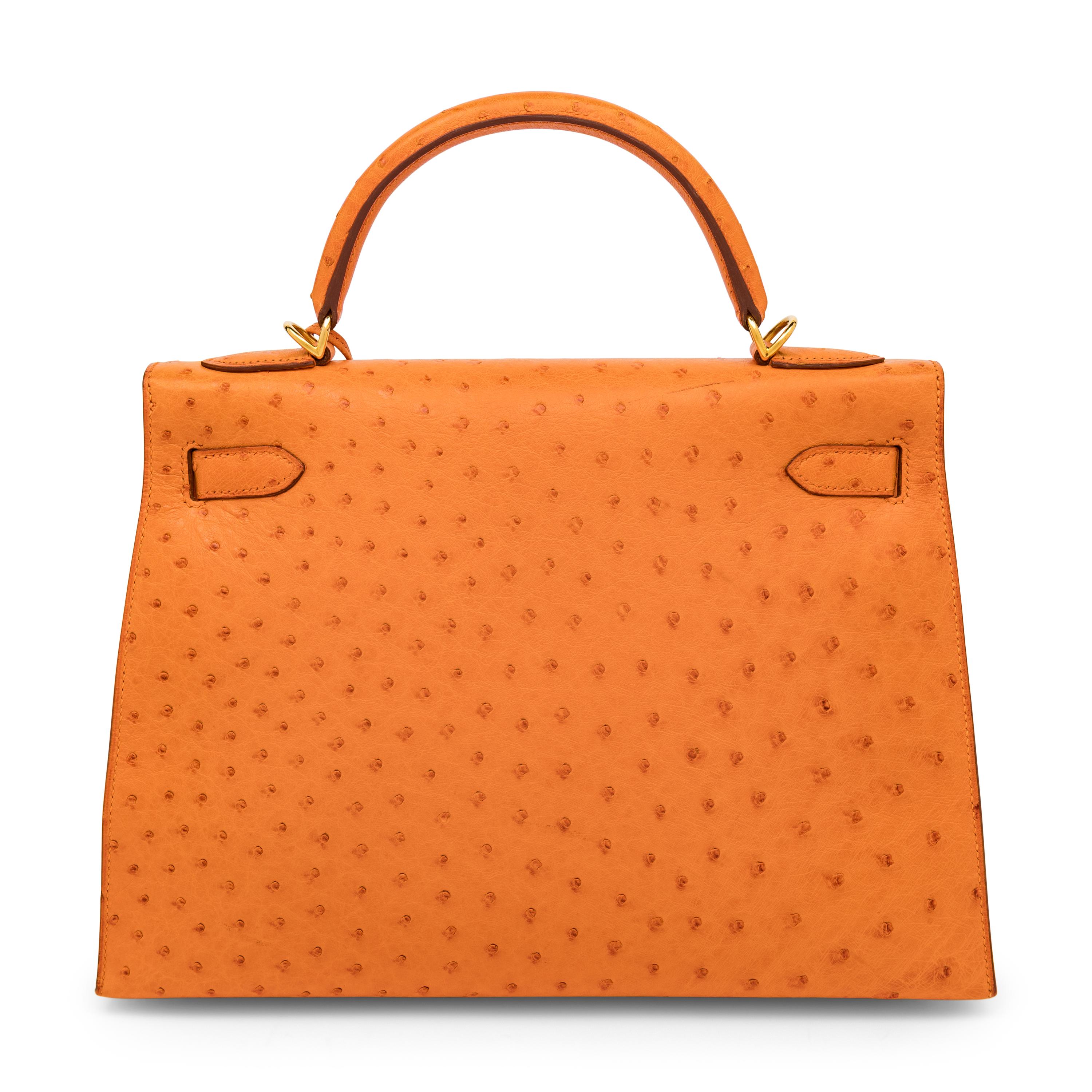 Hermès, Kelly 32 in Abricot Ostrich