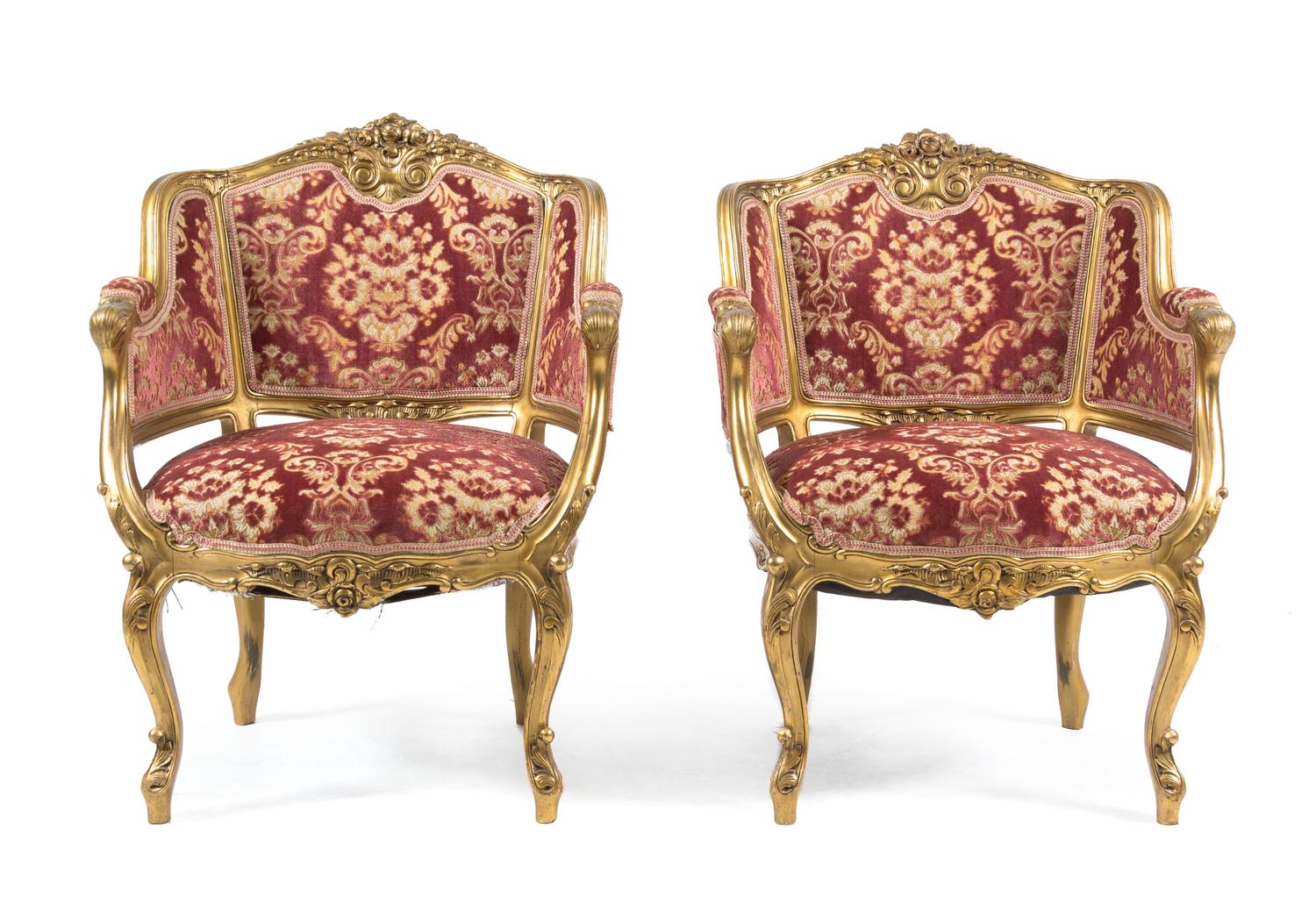 A Louis XV Style Giltwood Salon Suite Height of bergere 33 3/4 inches. — FIRST HALF 20TH CENTURY