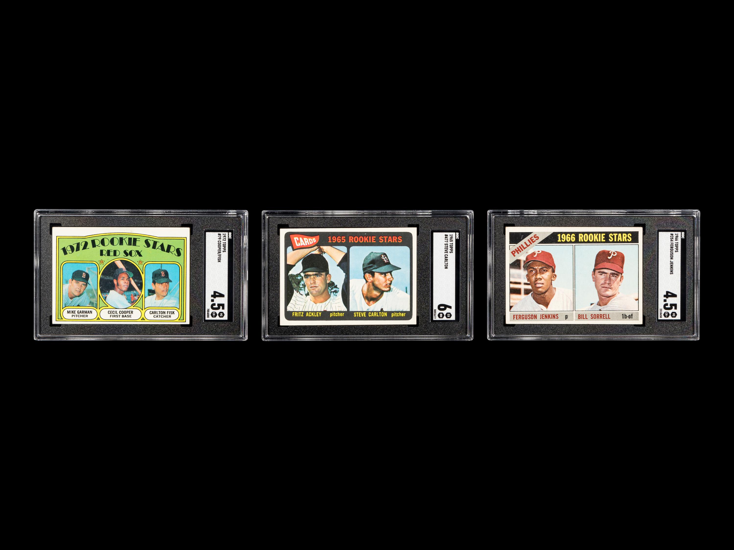 A Group of 12 Hall of Fame Rookie Baseball Cards (Carlton Fisk, Steve Carlton, Ozzie Smith, Andre Dawson, Paul Moiltor / Alan Trammell, Jack Morris, George Brett, Fergie Jenkins, Jim Catfish Hunter),
