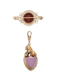COLLECTION OF VICTORIAN HARDSTONE JEWELRY