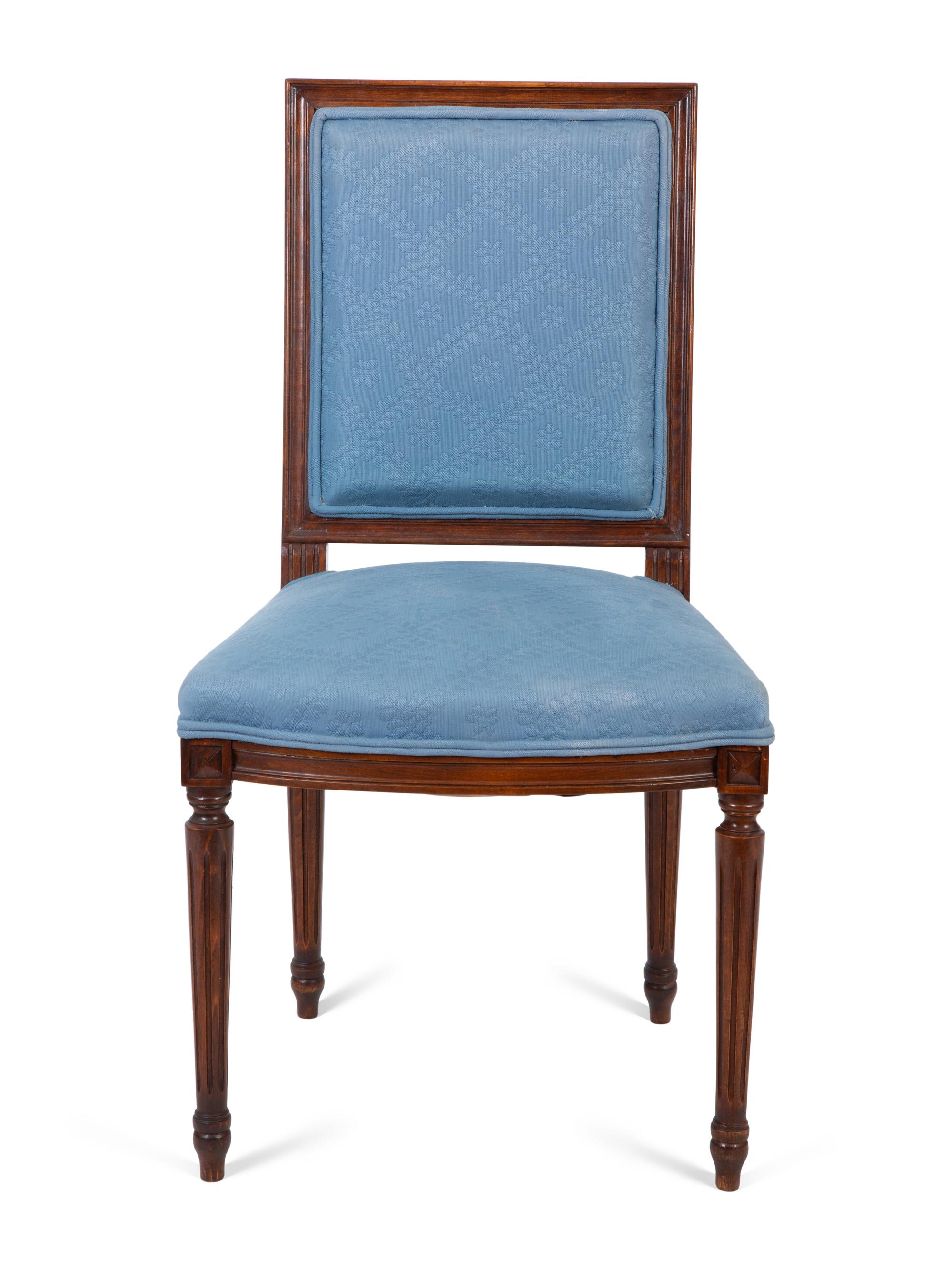 A Louis XVI Style Mahogany Bureau Plat — EARLY 20TH CENTURY