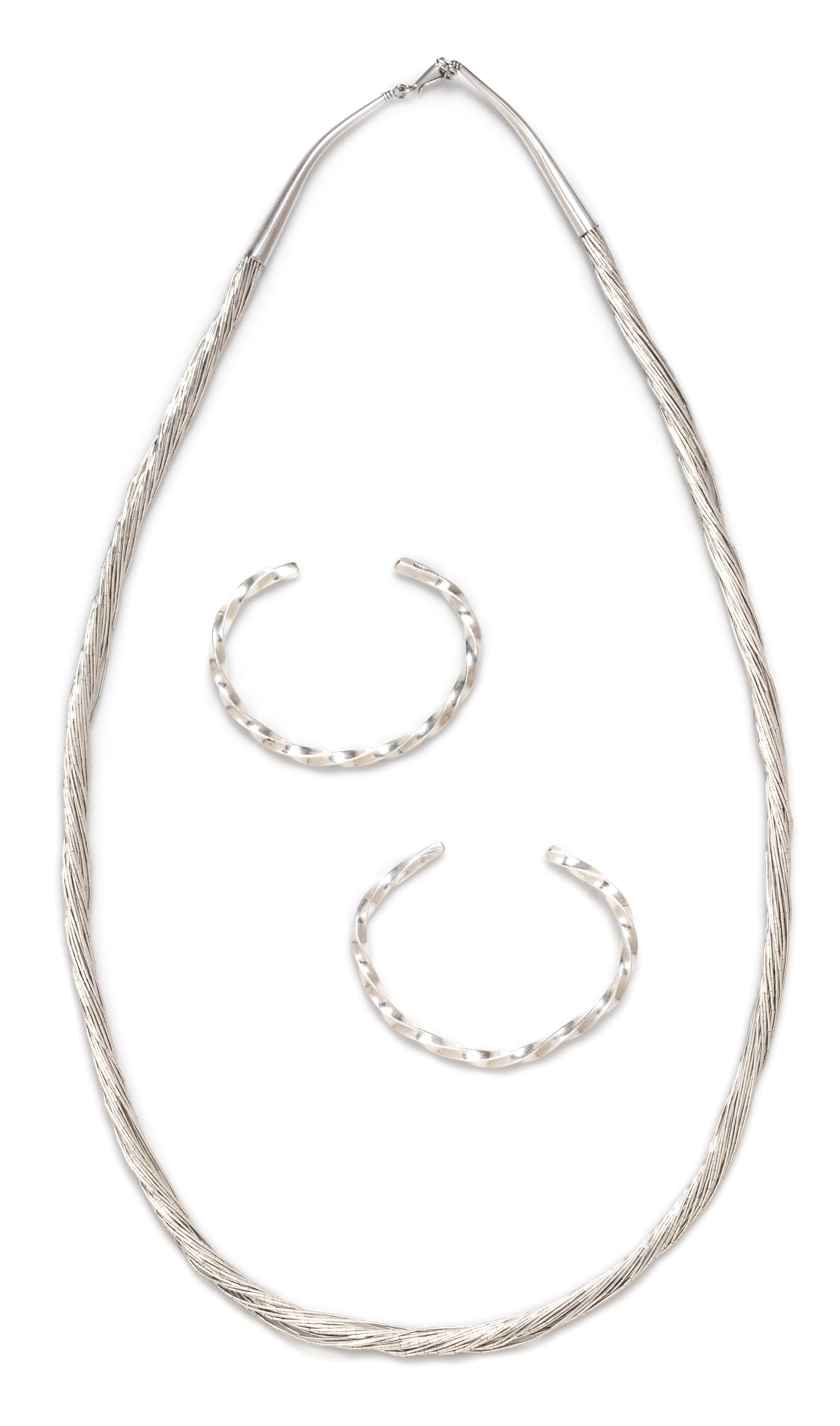 A Sterling Silver Liquid Silver Necklace, 49.10 dwts.