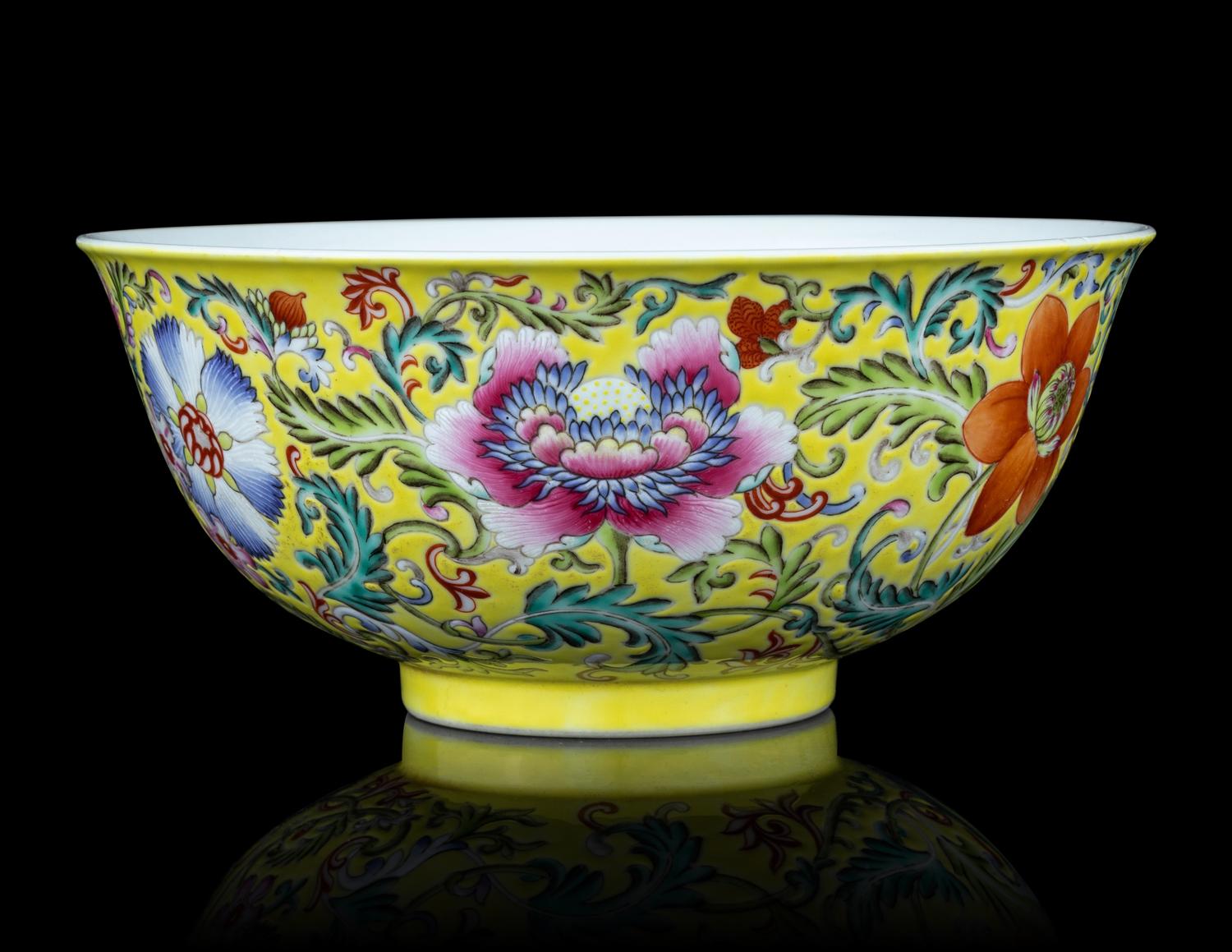 A Yellow-Ground Famille Rose Porcelain 'Floral' Bowl