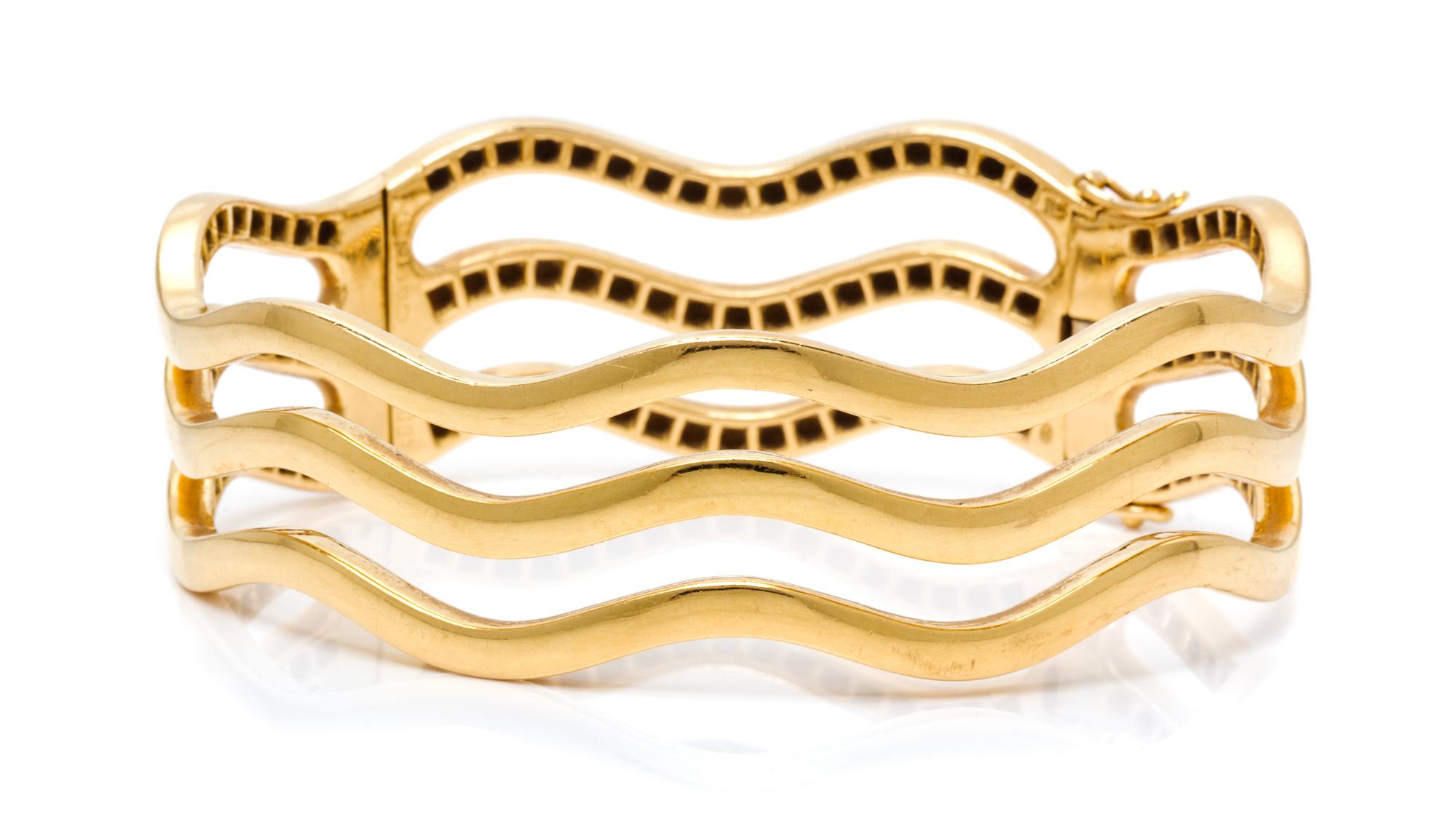 An 18 Karat Yellow Gold Bangle Bracelet, Gübelin, 43.10 dwts.
