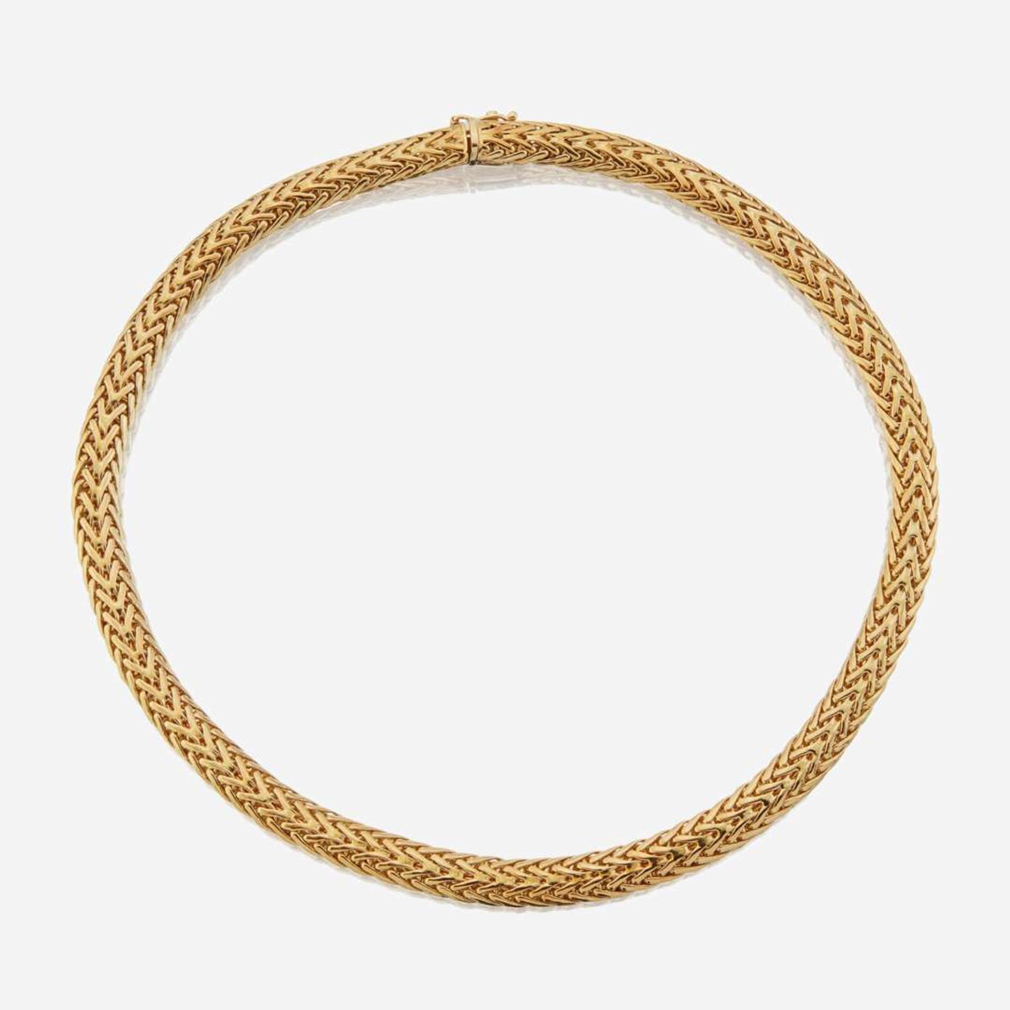 A gold necklace