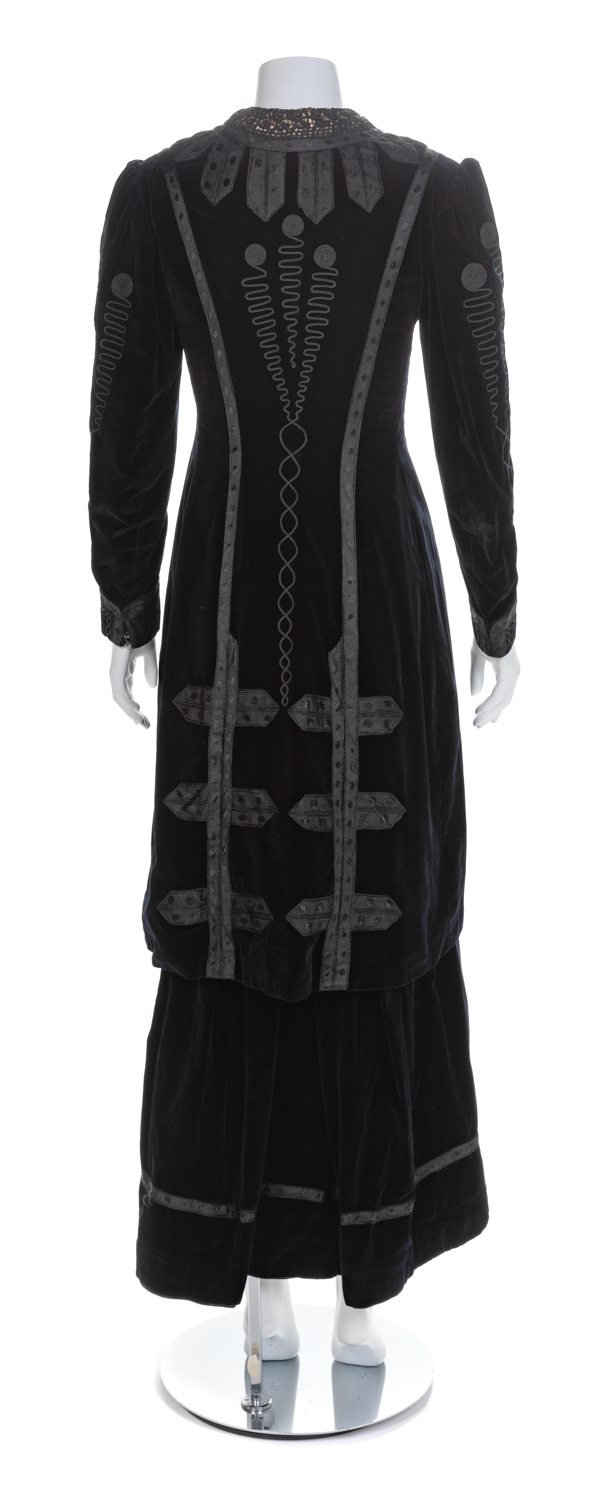 Day Suit in Midnight Blue Velvet, 1910s