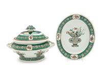 A Chinese Export Famille Verte Porcelain Covered Tureen and Undertray