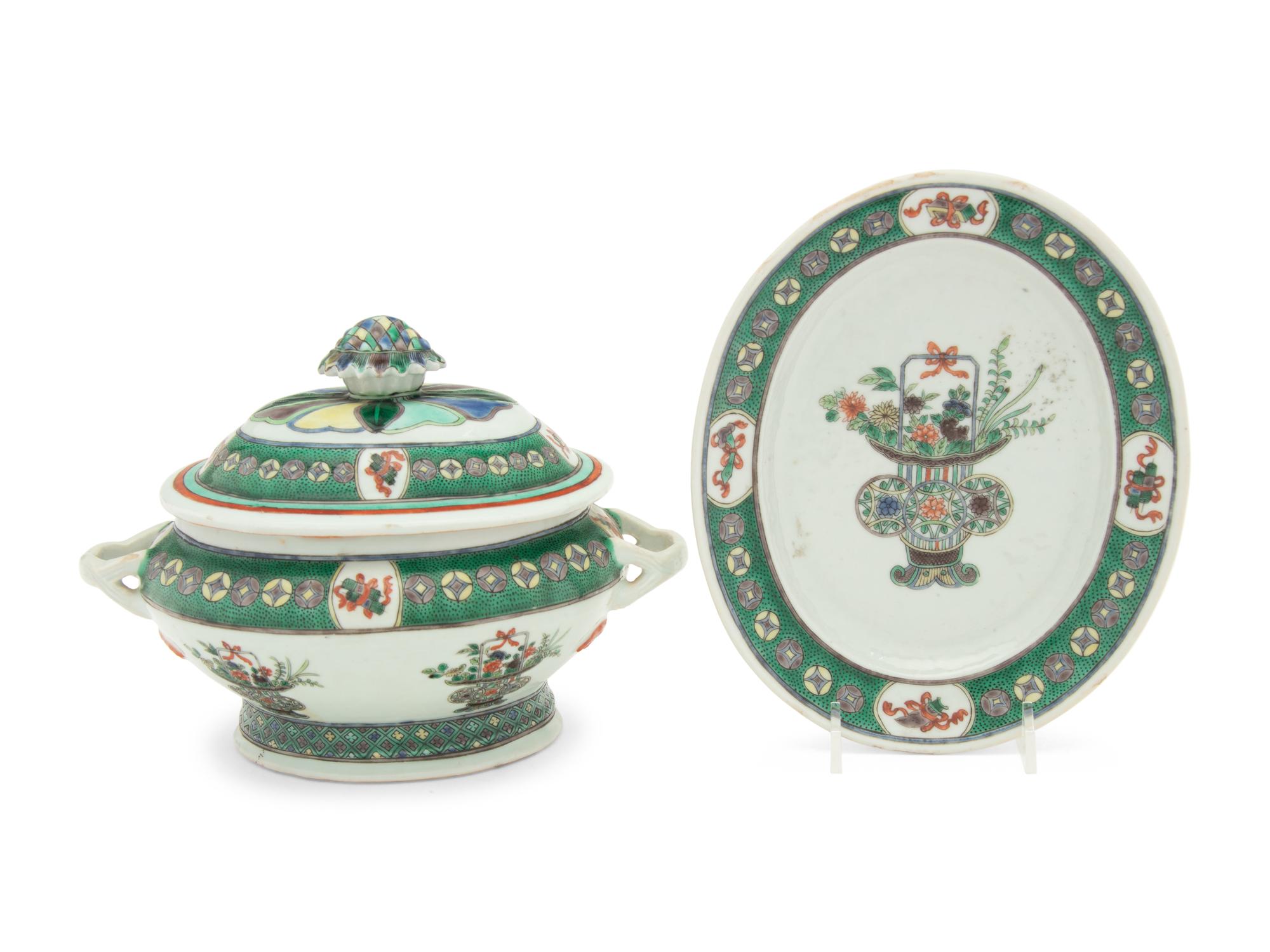A Chinese Export Famille Verte Porcelain Covered Tureen and Undertray