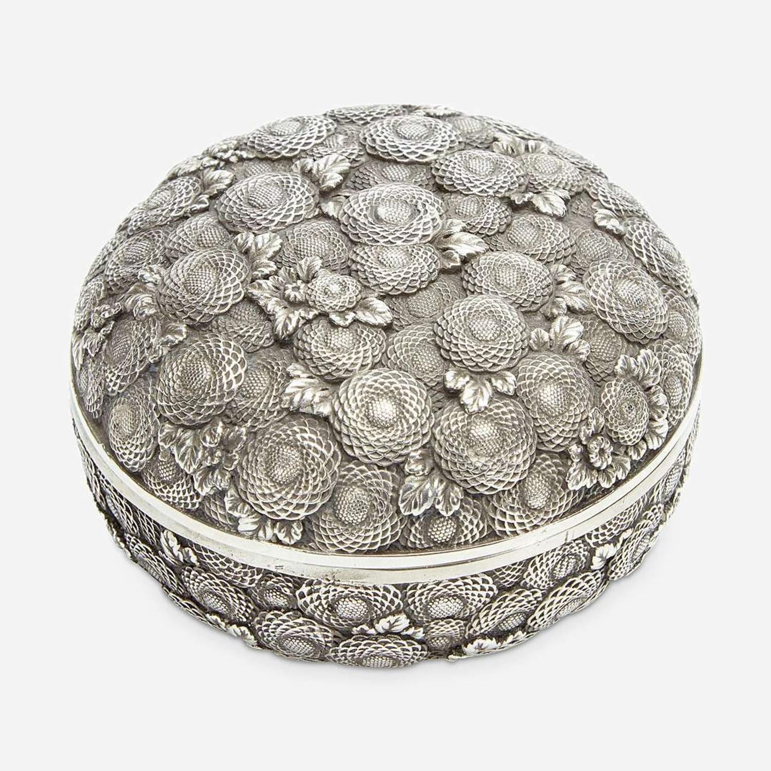 A finely-executed Japanese silver incense box and cover, Kogo
