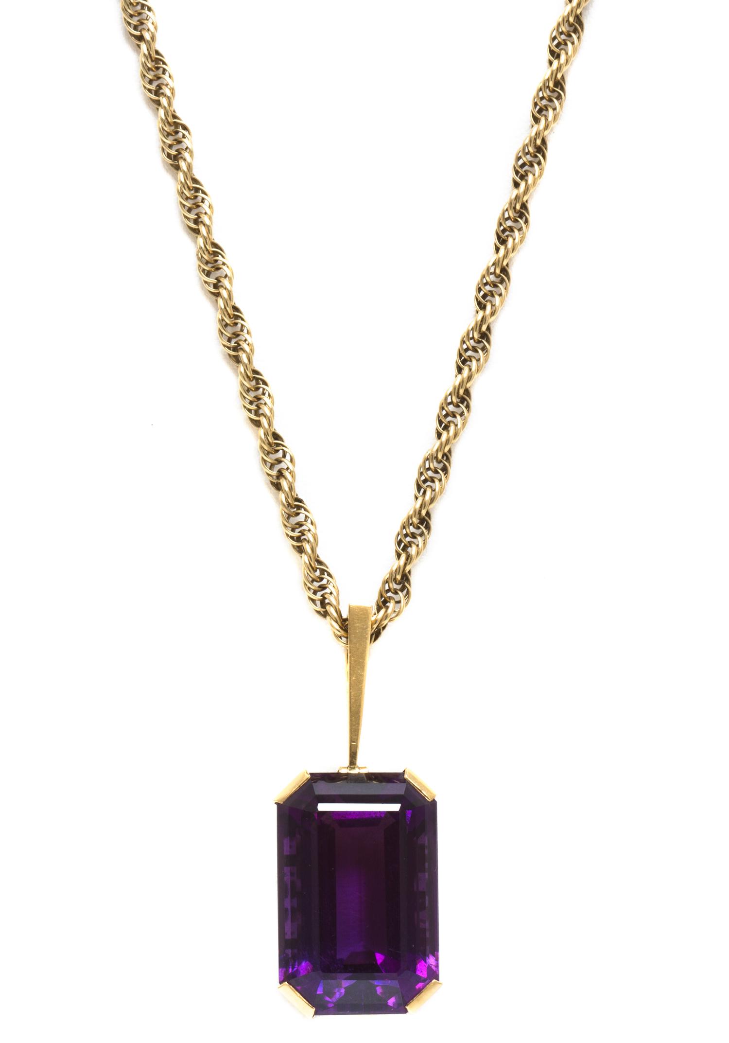 A Vintage Yellow Gold and Amethyst Demi Parure, 25.90 dwts.