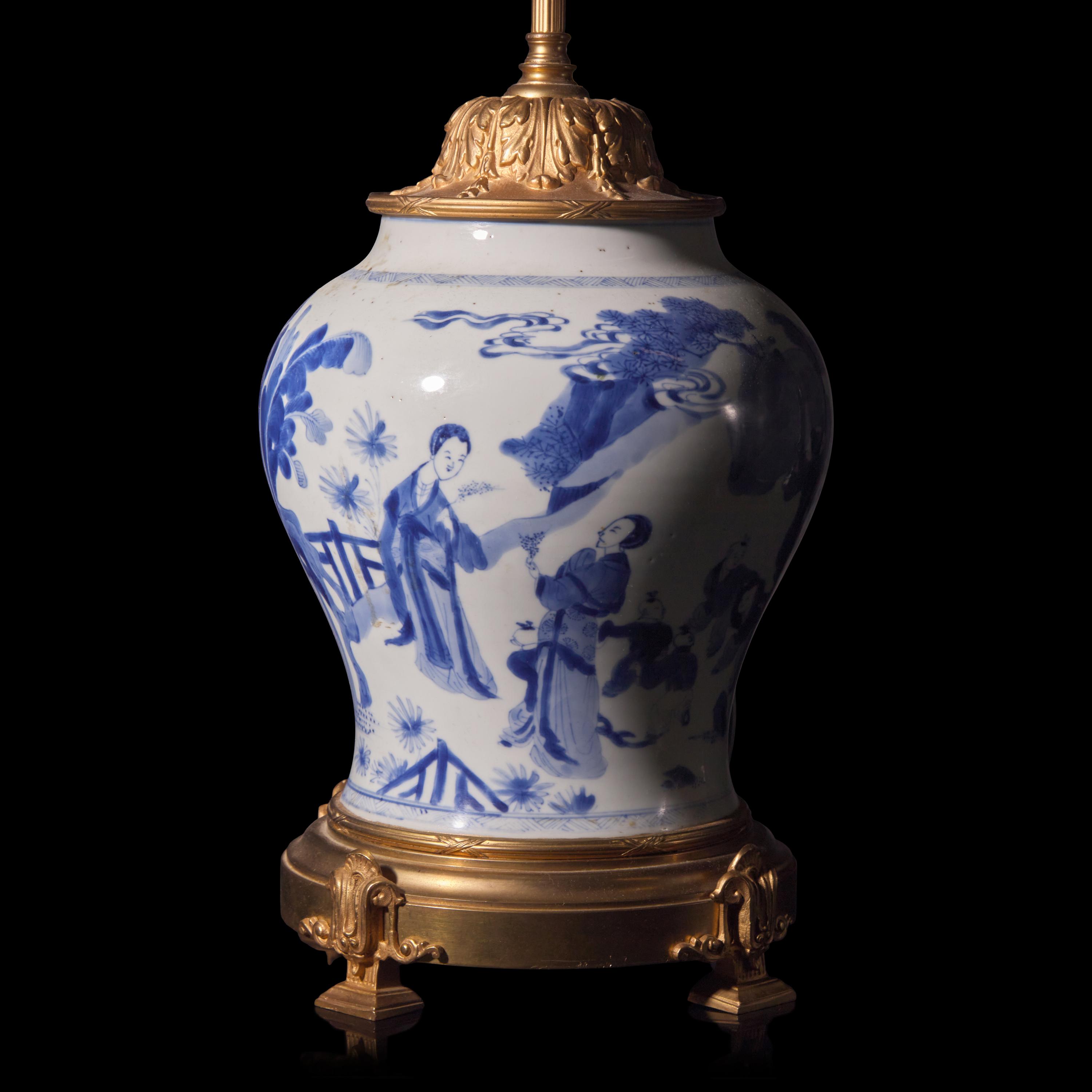 A Chinese Blue and White Porcelain 'Figural' Jar, 18th/19th Century — 清中晚期 青花四妃十六子圖罐