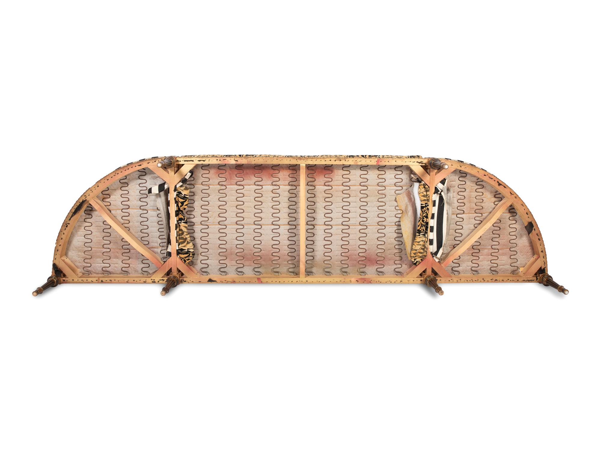 A Louis XVI Style Canapé à Confidante