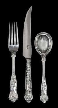 An Elizabeth II Silver Flatware Service, Asprey & Co., London, 1993, Bright Vine pattern, comprising: 12 dinner knives 12 steak knives
