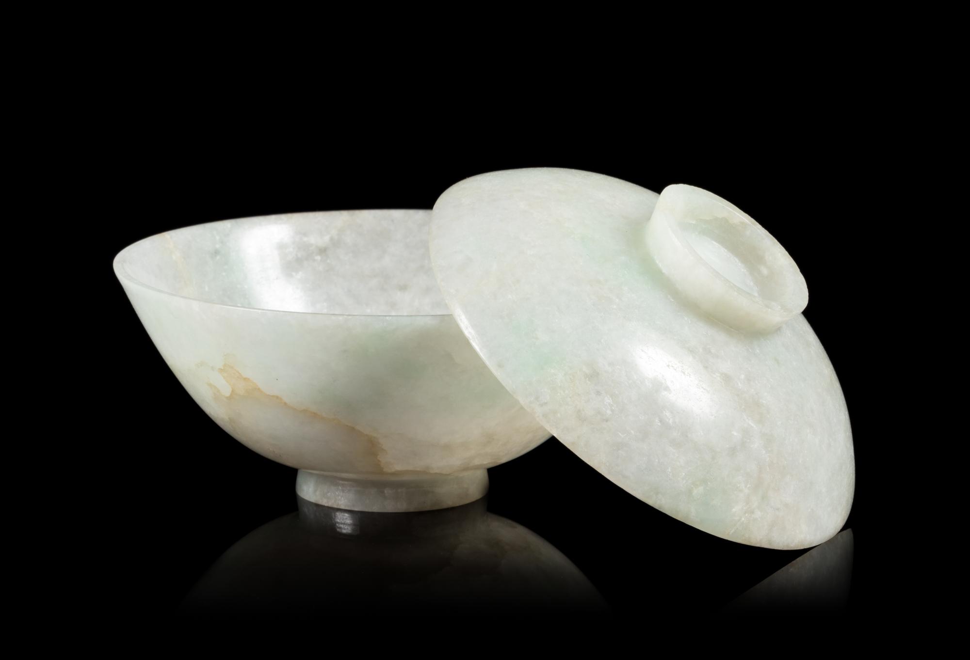 A Jadeite Bowl and Cover Height 2 3/4 inches. — 19TH CENTURY