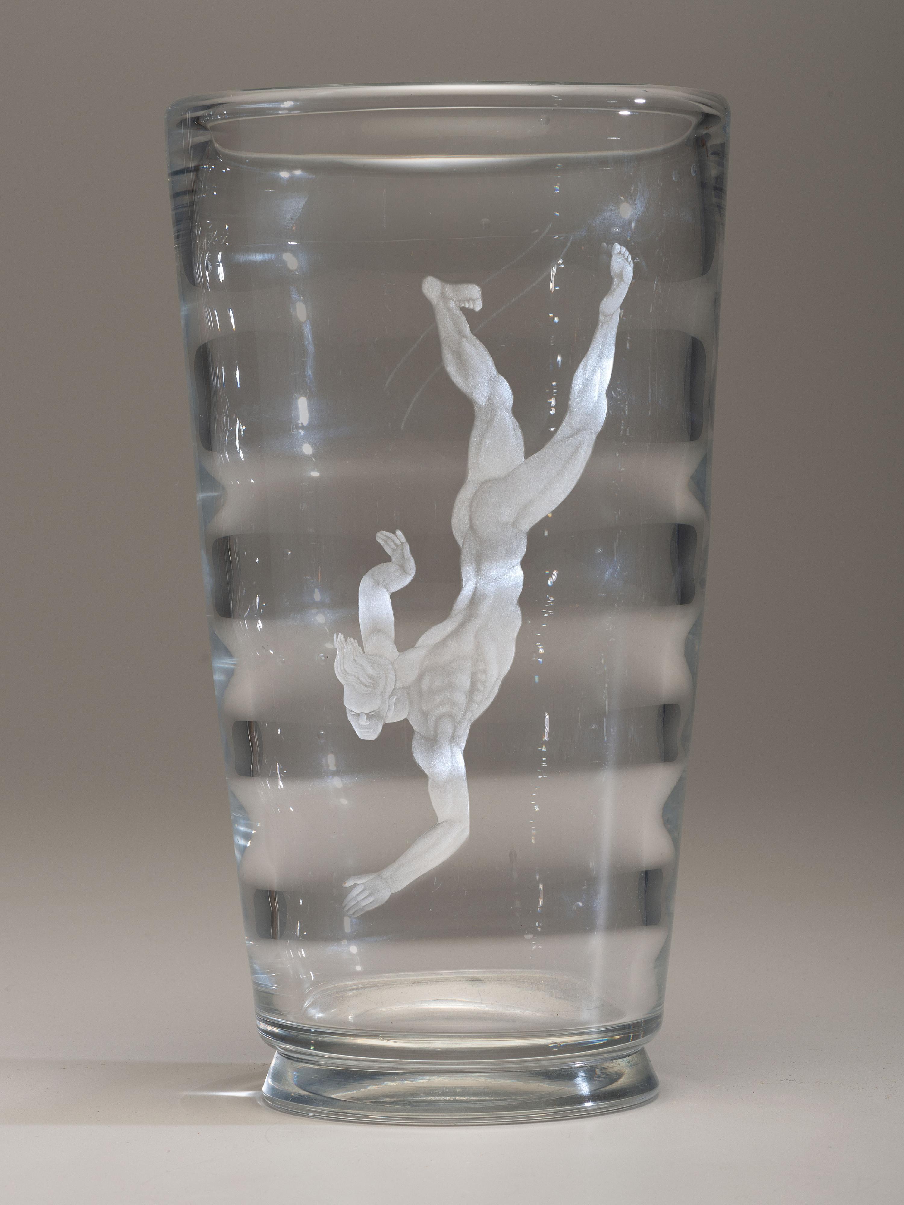 Pearl Diver Vase