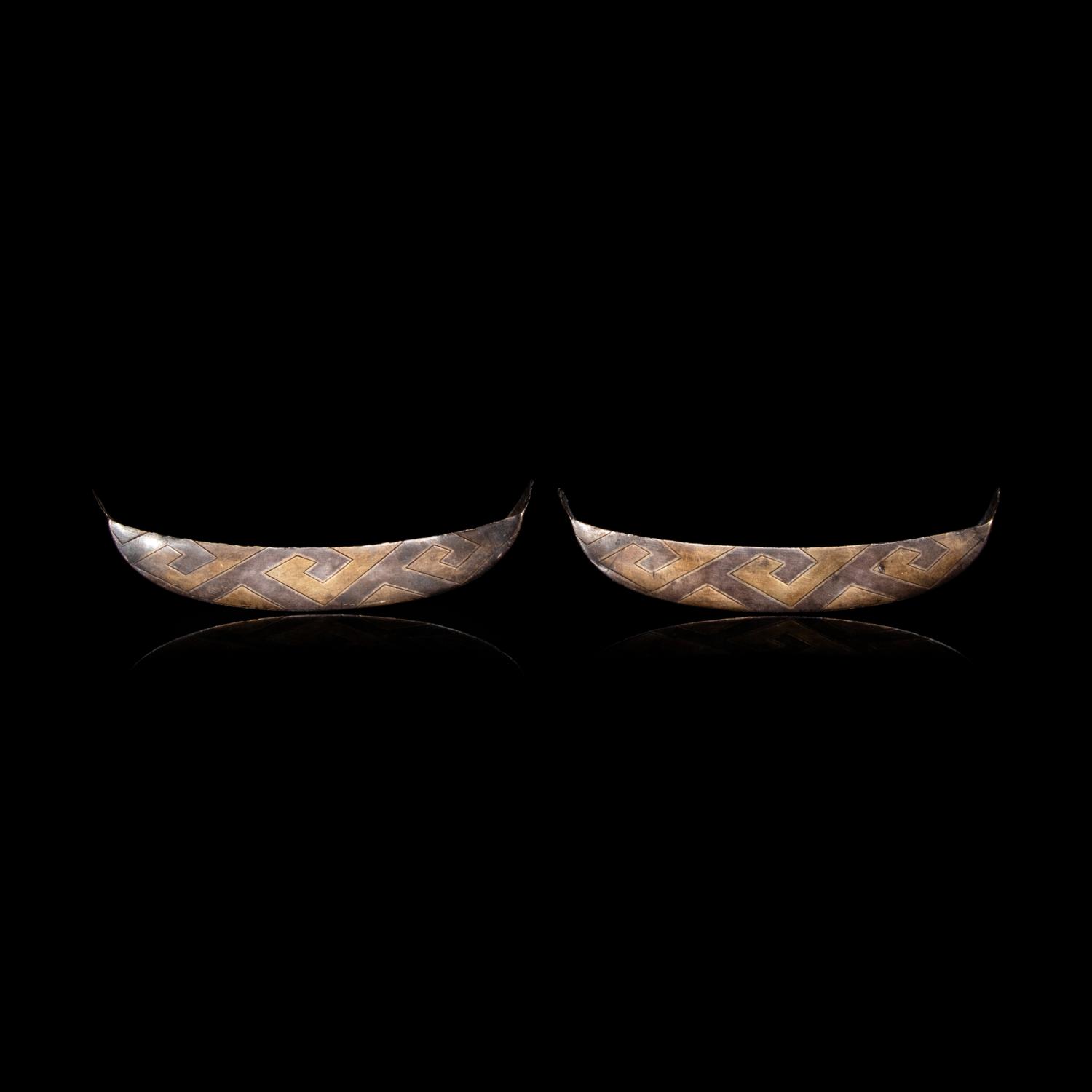 A Pair of Chinese Parcel Gilt Bronze Ear Cup Handles 漢 錯金銀勾連紋羽觴耳