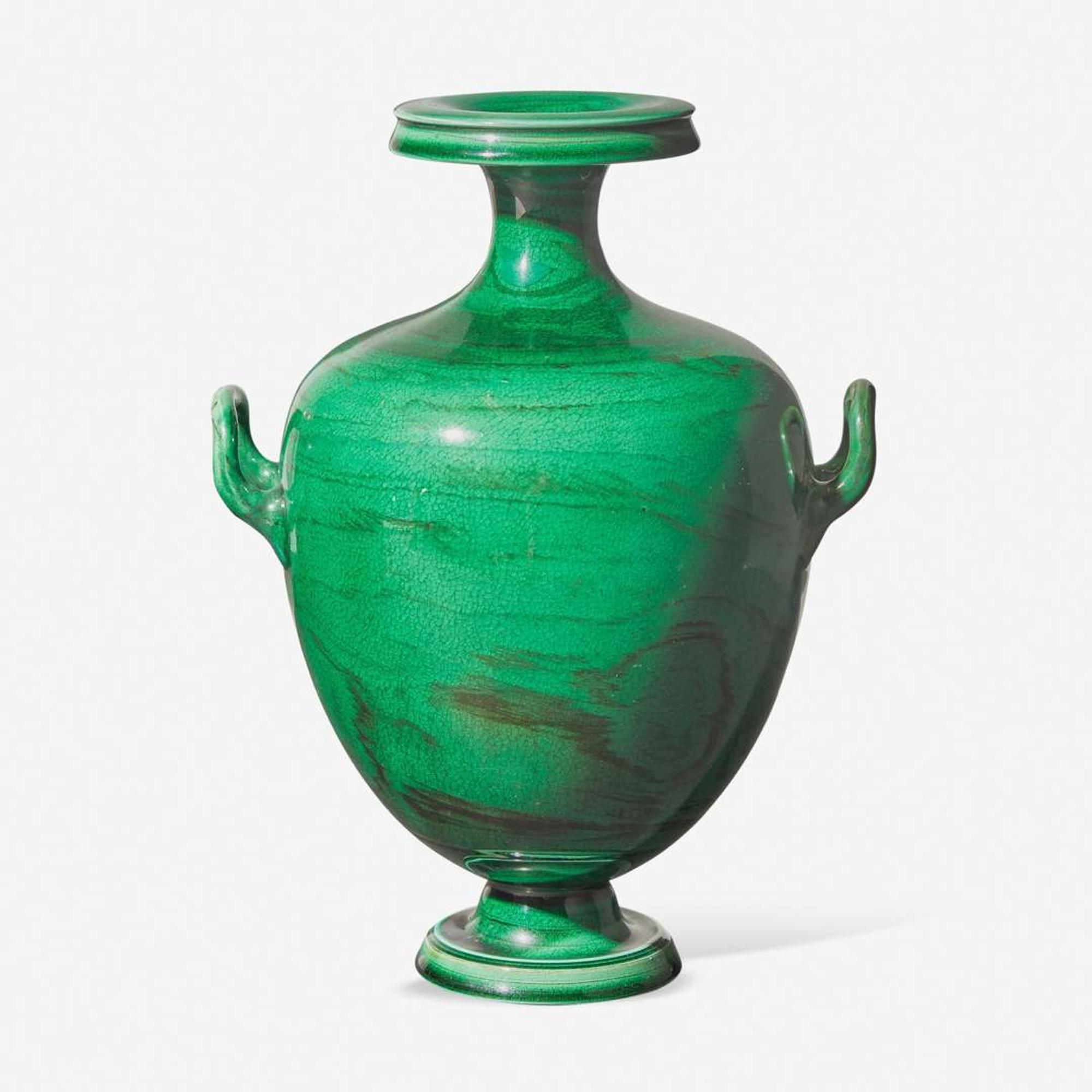 A Wedgwood Green Majolica Hy­dria UK, mid-late 19th century