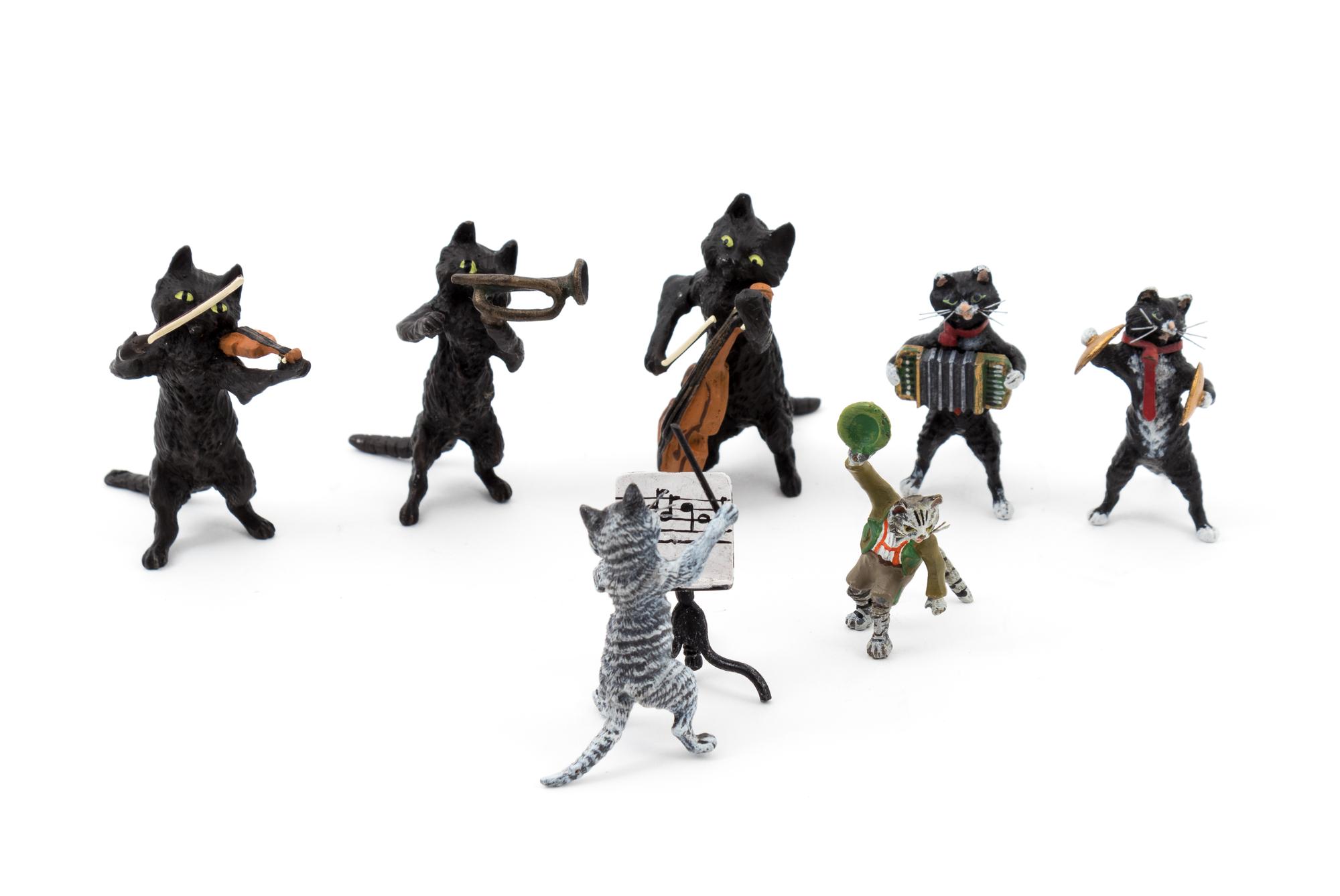 A Group of Vienna Cold Painted Feline Musicians — EARLY 20TH CENTURY