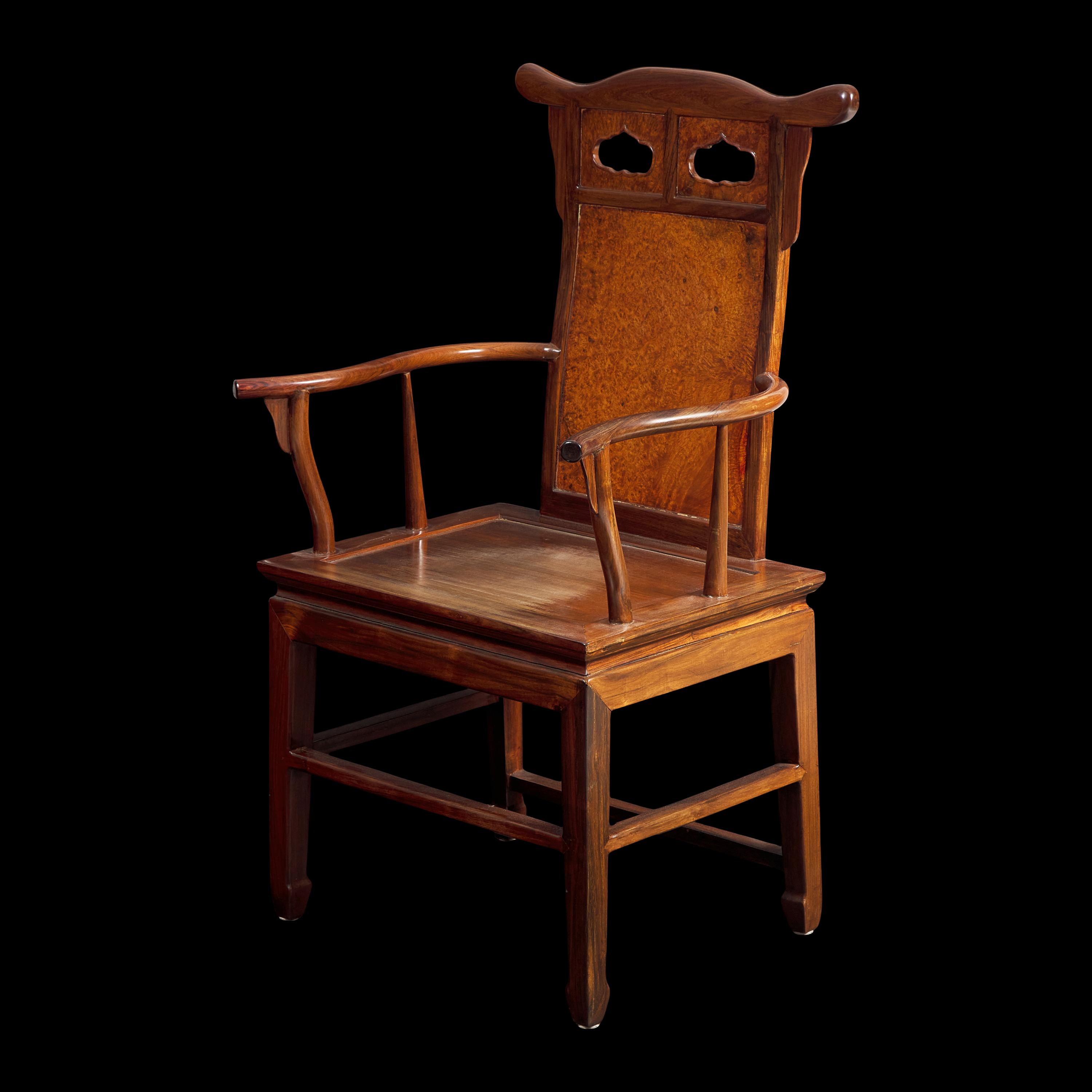 A Chinese Hardwood and Huamu Armchair, Fushouyi, Late 19th to 20th Century 晚清民國 硬木拼樺木扶手椅
