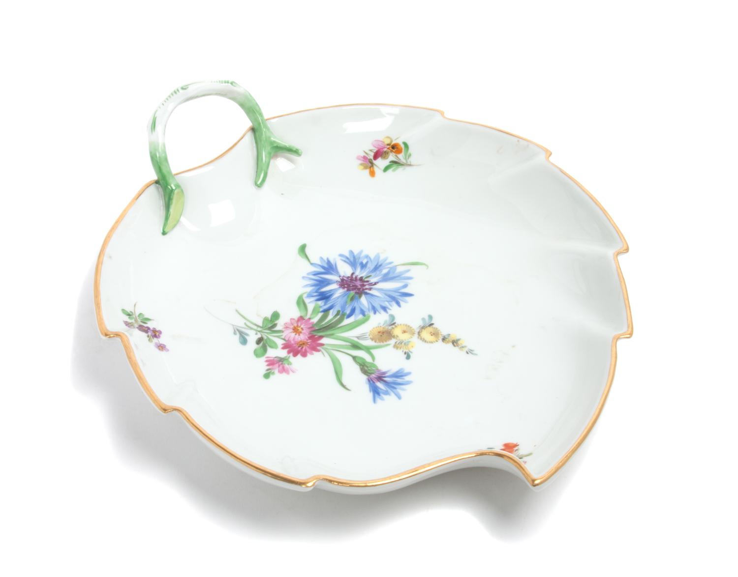 A Meissen Porcelain Leaf-Shaped Dish Length 10 inches.