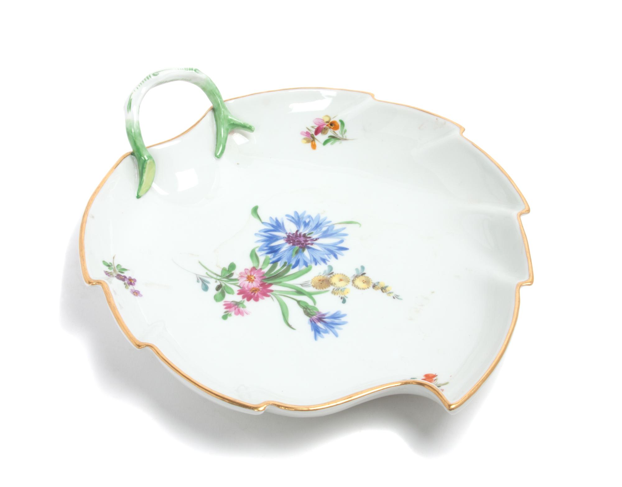 A Meissen Porcelain Leaf-Shaped Dish Length 10 inches.