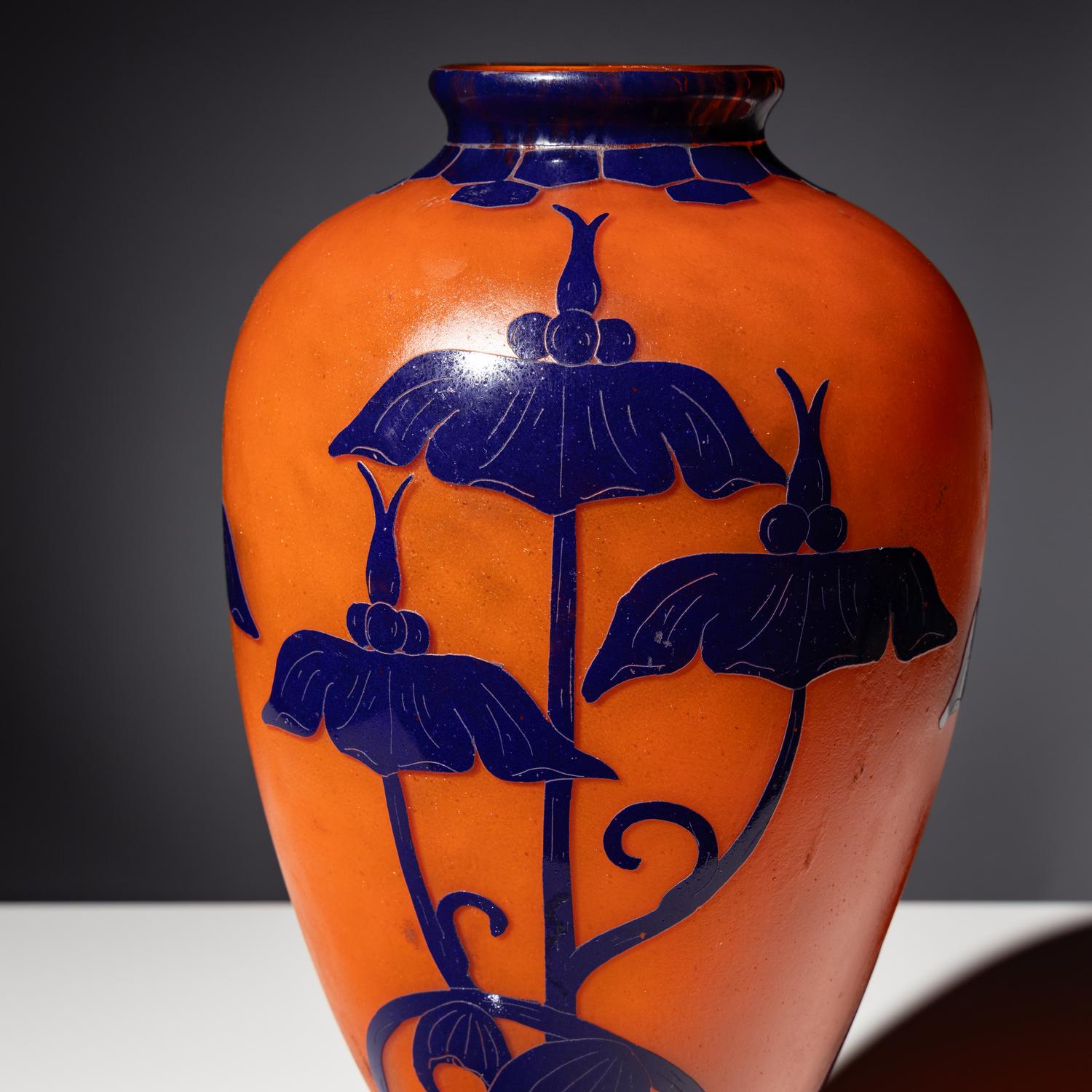 Solannée vase