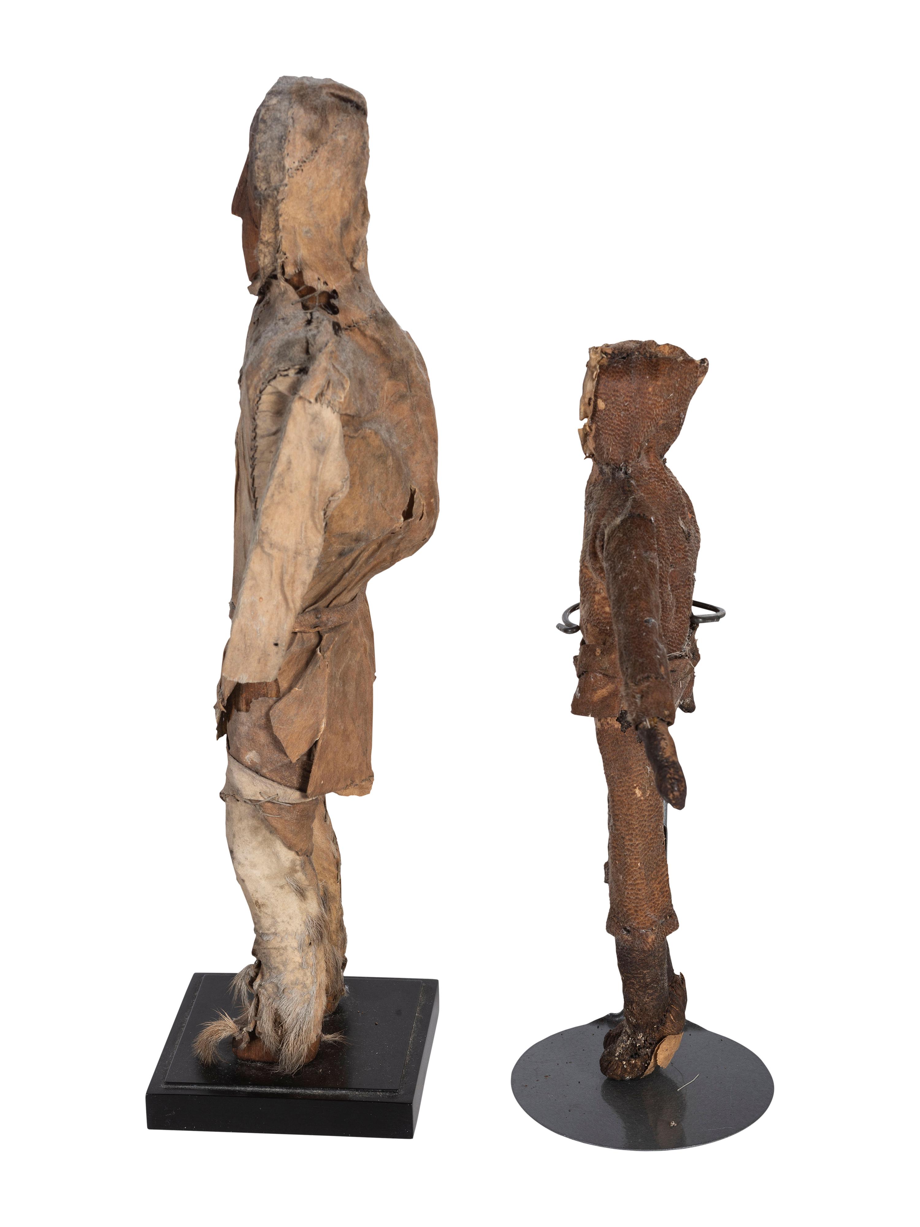 Alaskan Decorated Cribbage Board, and Iñupiat Dolls