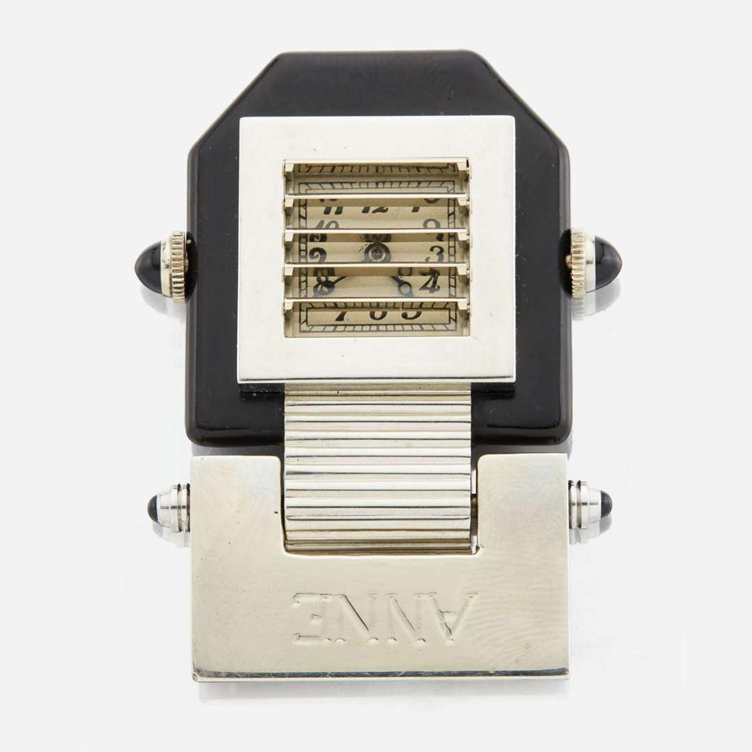 An Art Deco pin shutter gold watch, Verger Feres Louvre