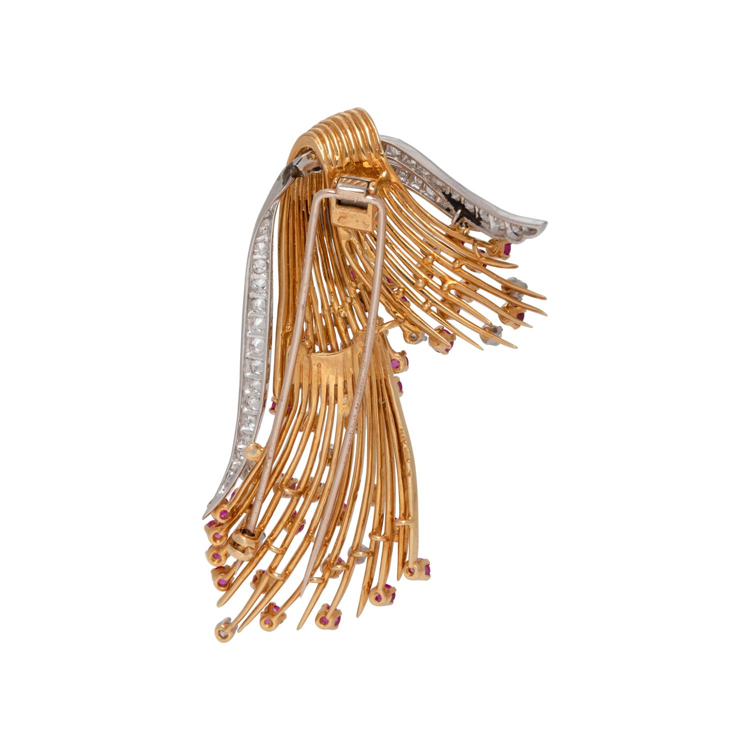 KUTCHINSKY, VINTAGE, YELLOW GOLD, DIAMOND AND RUBY BROOCH