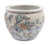 A Chinese Export Porcelain Jardinière
