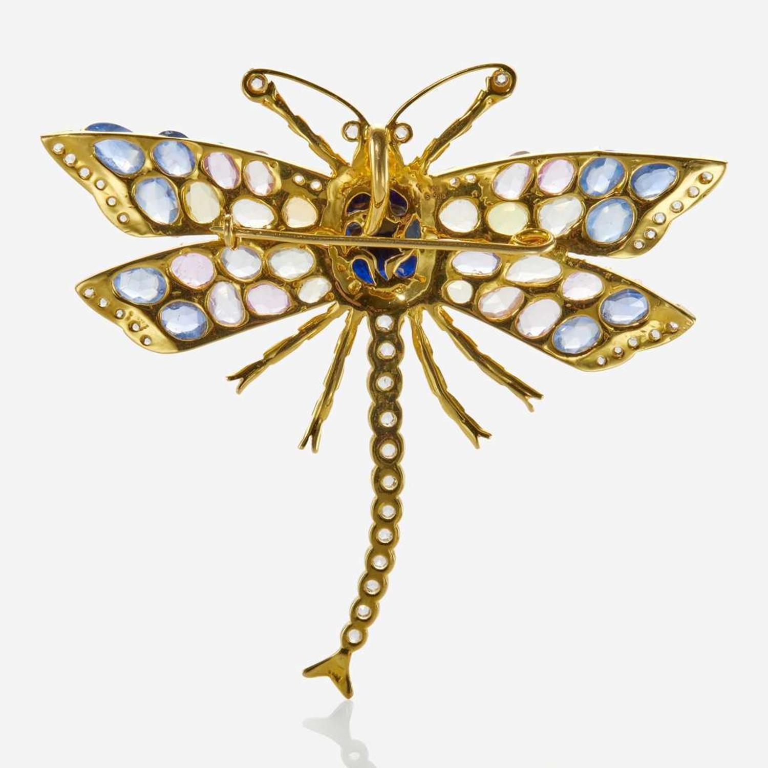 An 18K Yellow Gold, Sapphire, and Diamond Pin