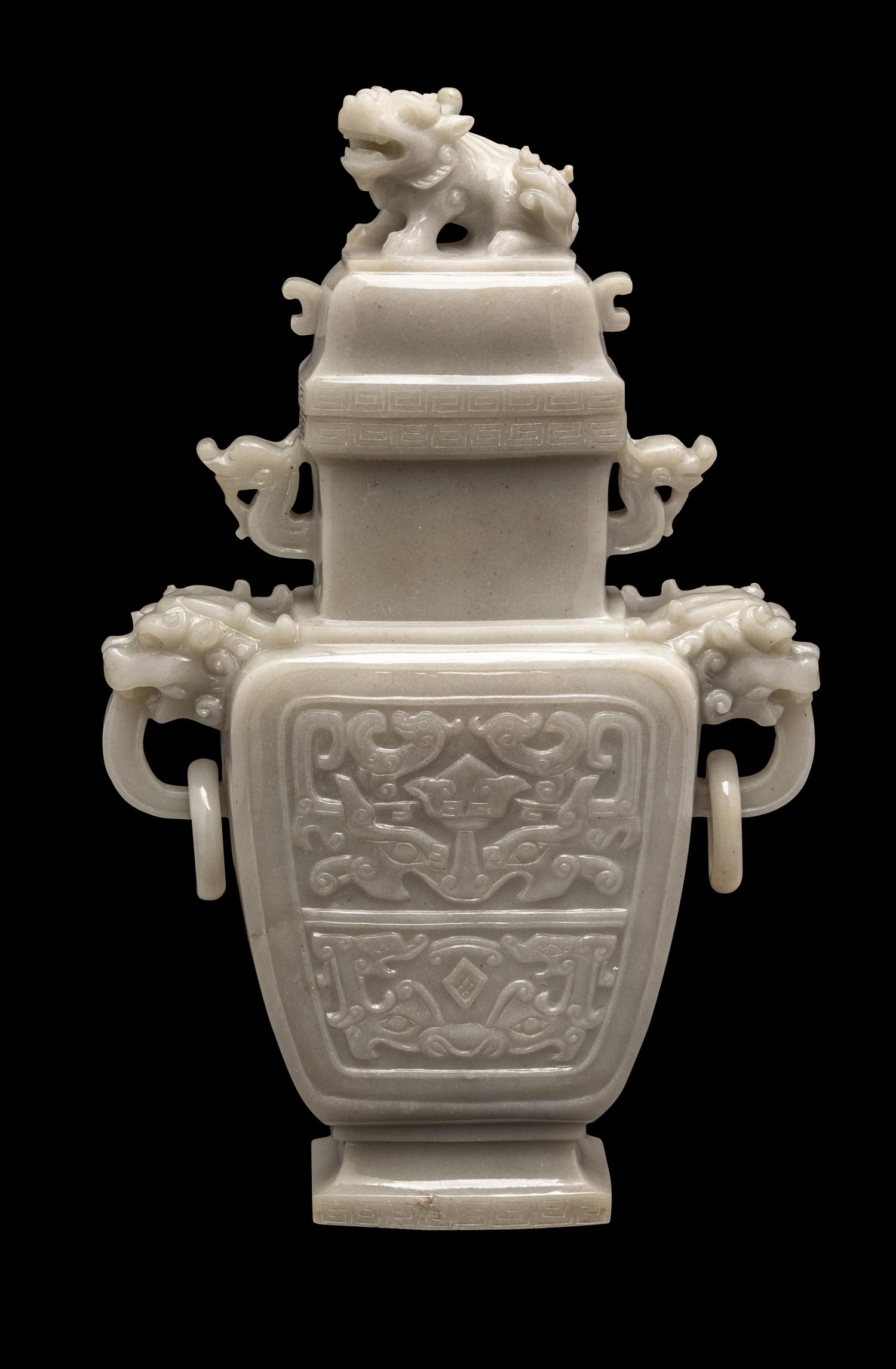 Two Chinese Jade and Jadeite Articles 近代 玉磬及玉瓶