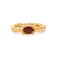 YELLOW GOLD AND CARNELIAN RING