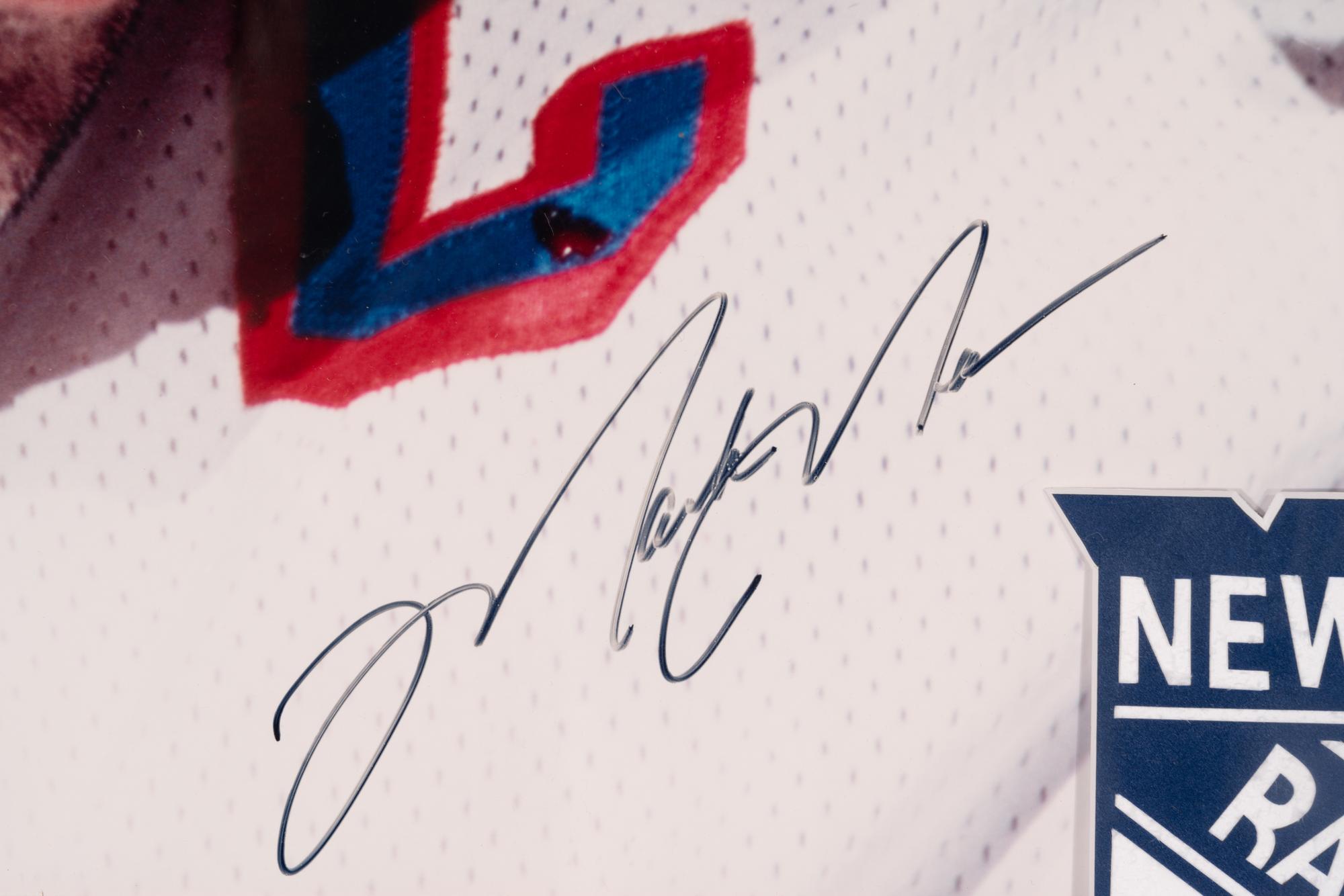 A Group of Hockey Hall of Fame Signed Autographs Featuring Wayne Gretzky and Mario Lemieux