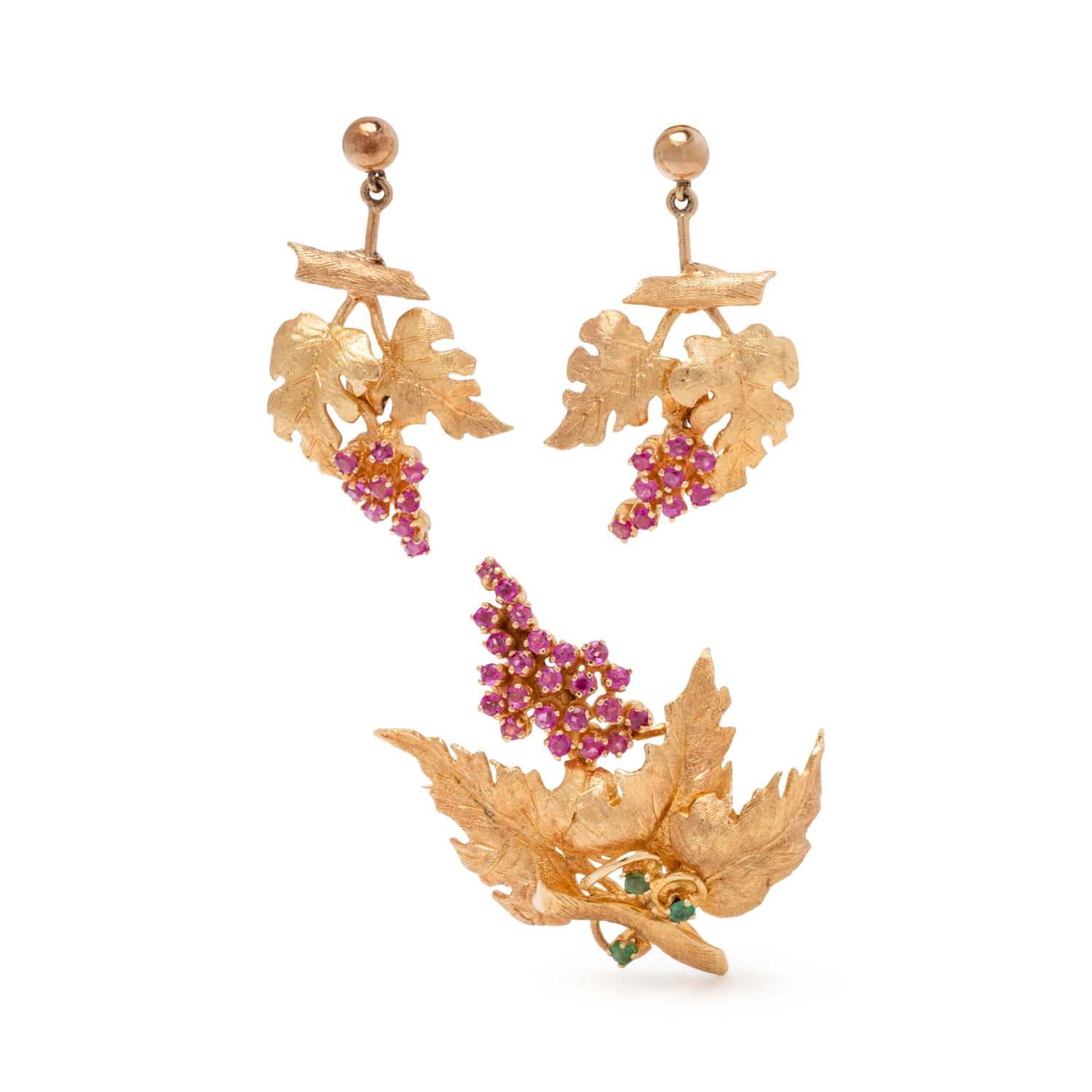 YELLOW GOLD AND PINK SAPPHIRE GRAPEVINE SET