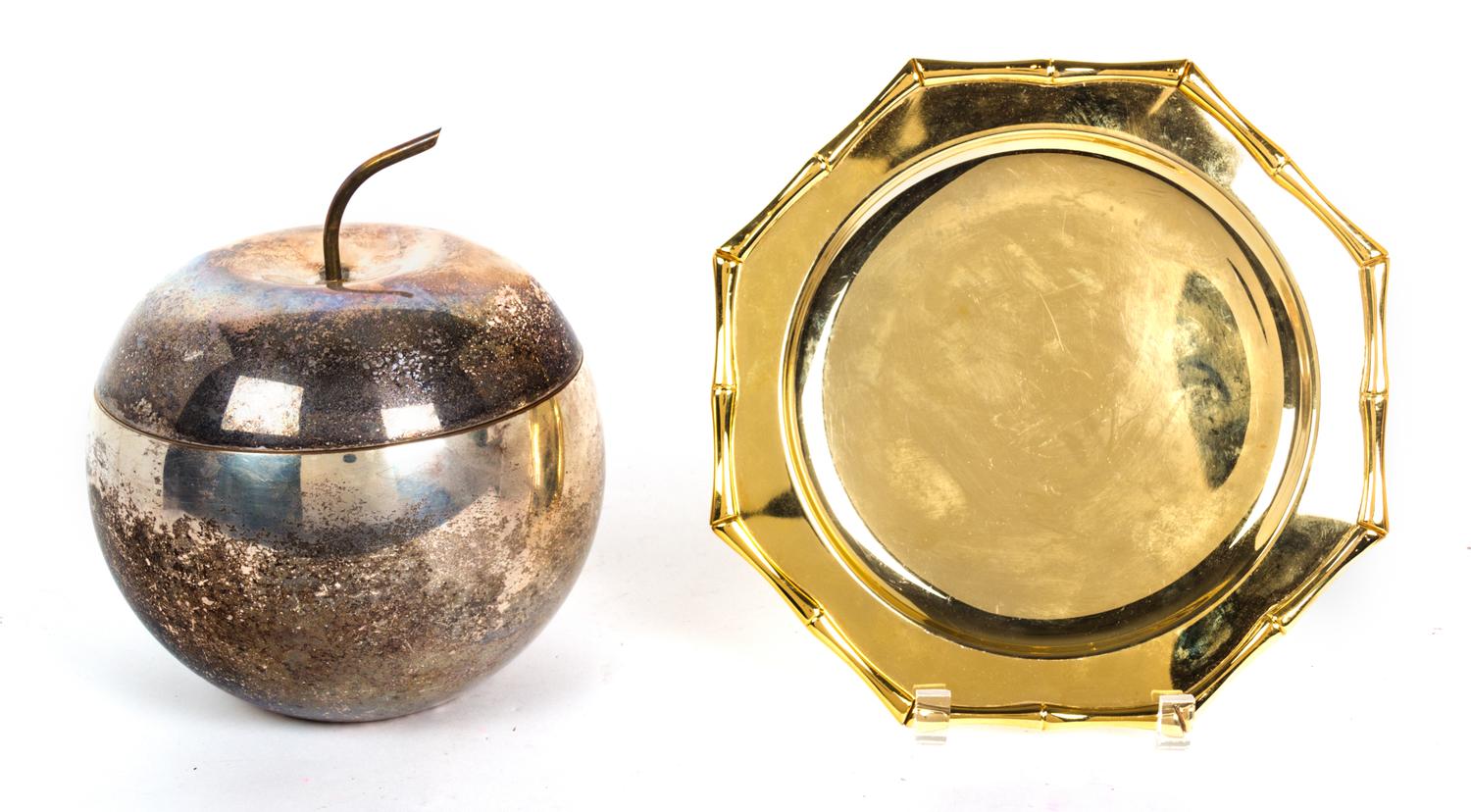 A Silverplate Apple-Form Ice Bucket Height of taller 10 inches. — 20TH CENTURY
