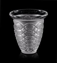 A Lalique Guirlandes Vase
