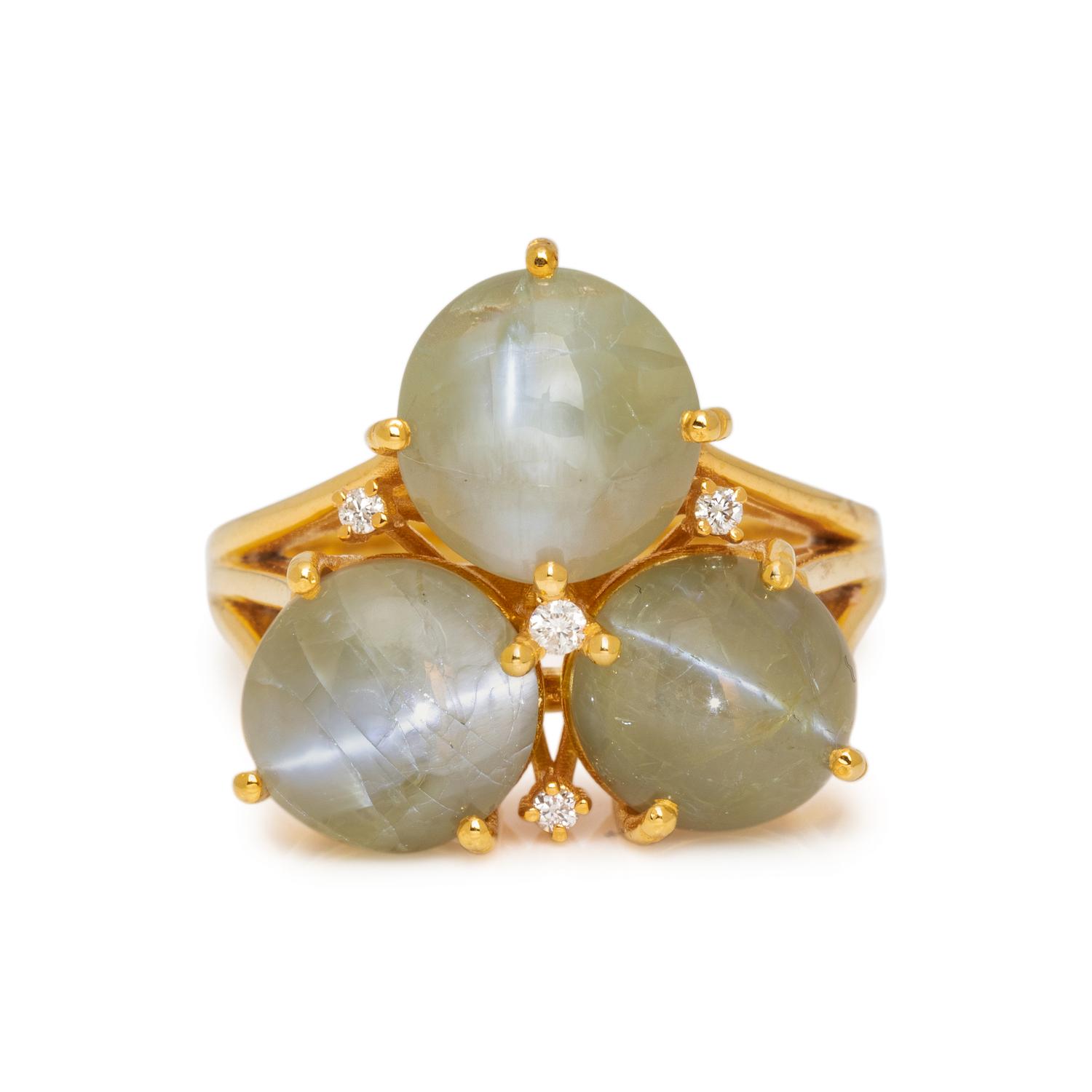 CAT'S EYE CHRYSOBERYL AND DIAMOND RING
