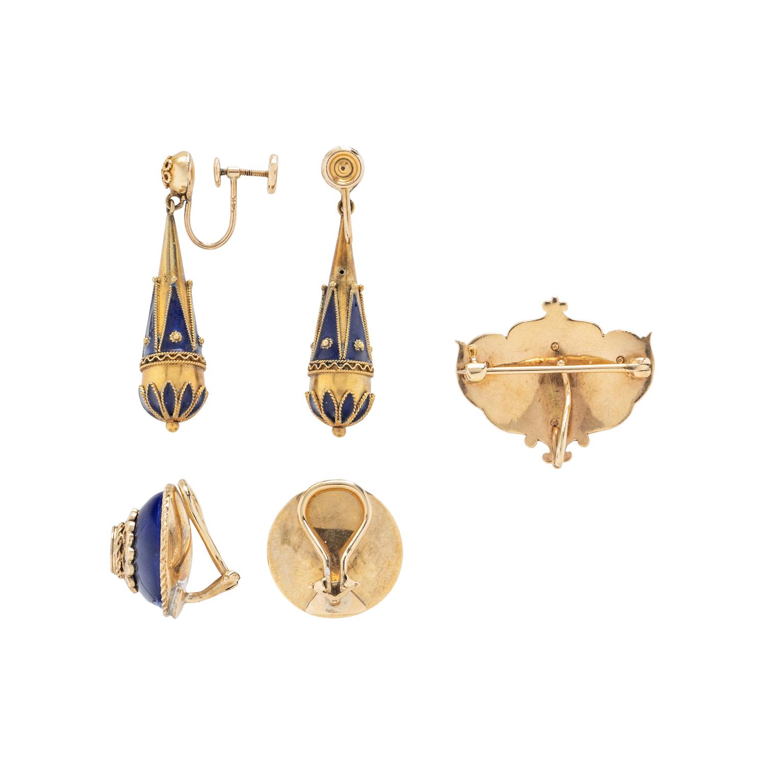 COLLECTION OF YELLOW GOLD AND BLUE ENAMEL JEWELRY