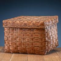 Northeastern Ash Splint Lidded Basket