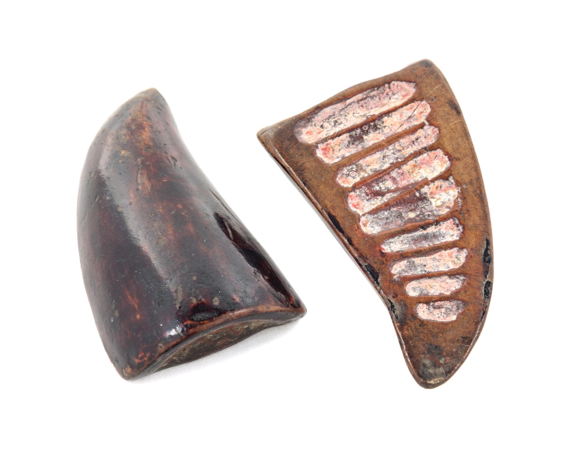 Two Lacquered Bamboo Divination Runes, Bei Length of each 2 1/2 inches.