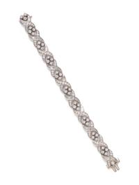 DIAMOND AND PLATINUM BRACELET