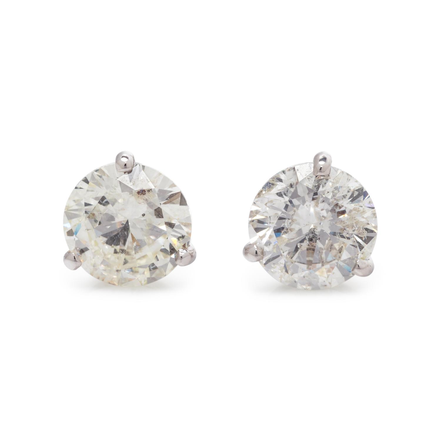 DIAMOND STUD EARRINGS
