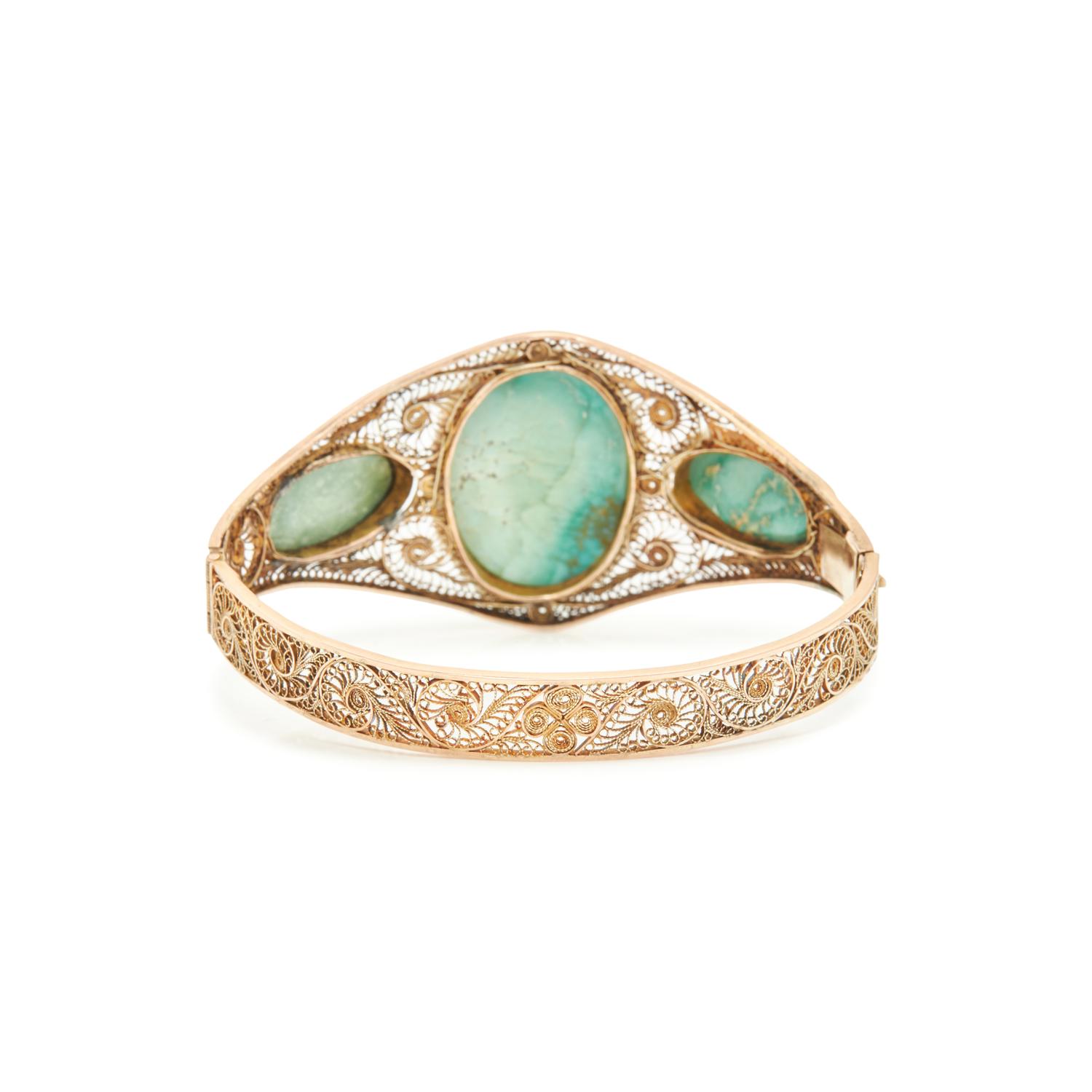 TURQUOISE AND SEED PEARL JEWELRY SUITE