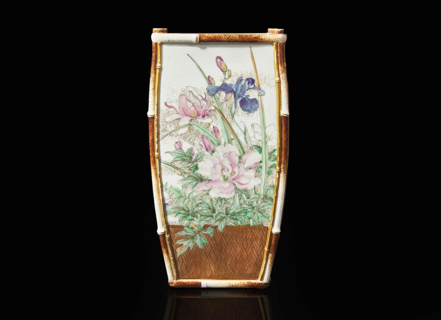 A Japanese faux-bamboo enameled porcelain vase, Kawamoto Hansuke, Meiji period 日本仿竹瓷瓶 川本半助 明治