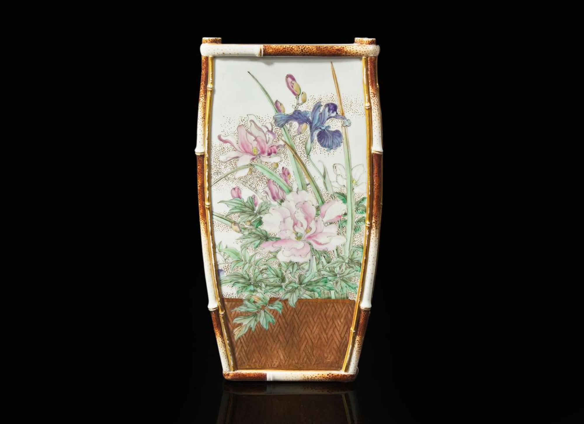 A Japanese faux-bamboo enameled porcelain vase, Kawamoto Hansuke, Meiji period 日本仿竹瓷瓶 川本半助 明治