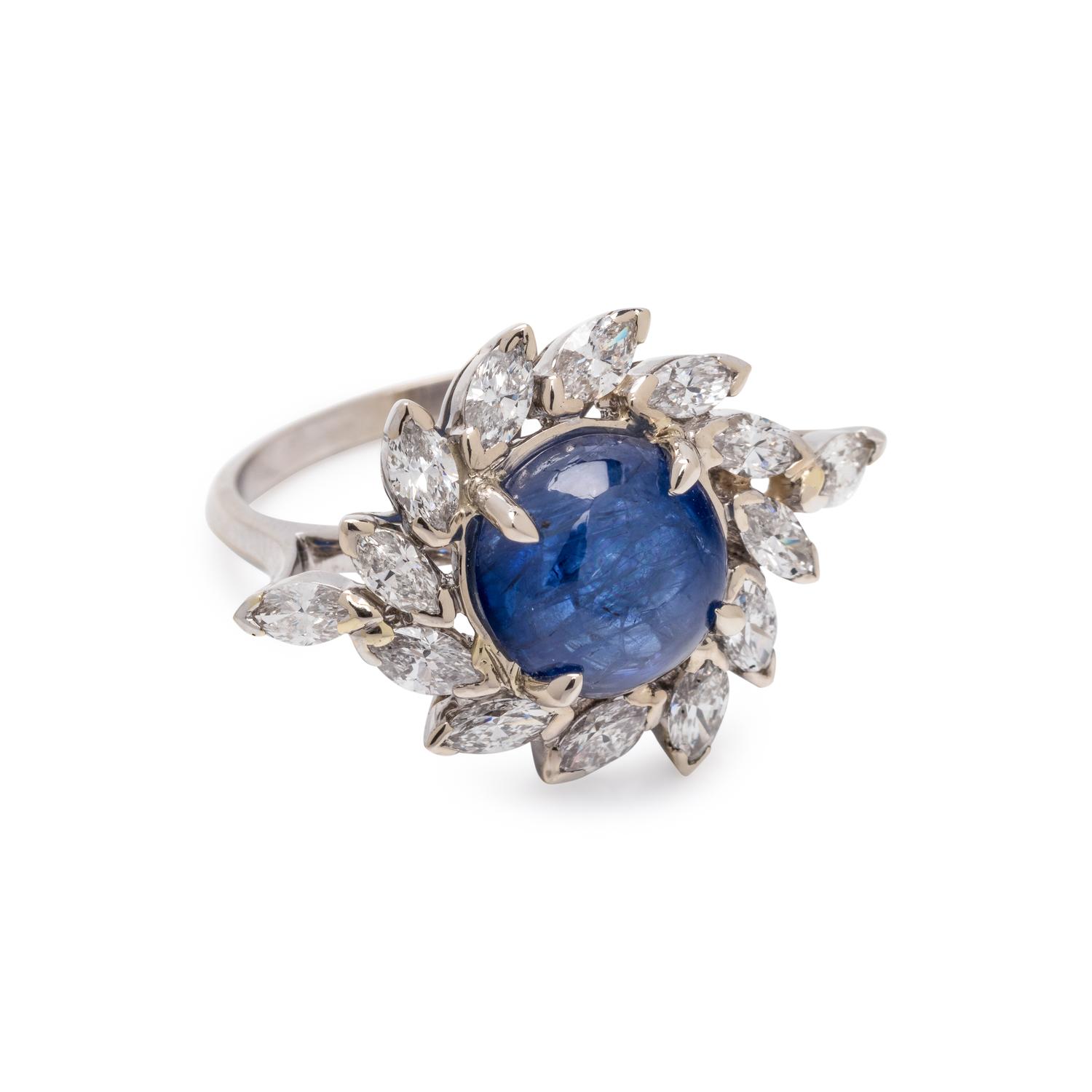 SAPPHIRE AND DIAMOND RING